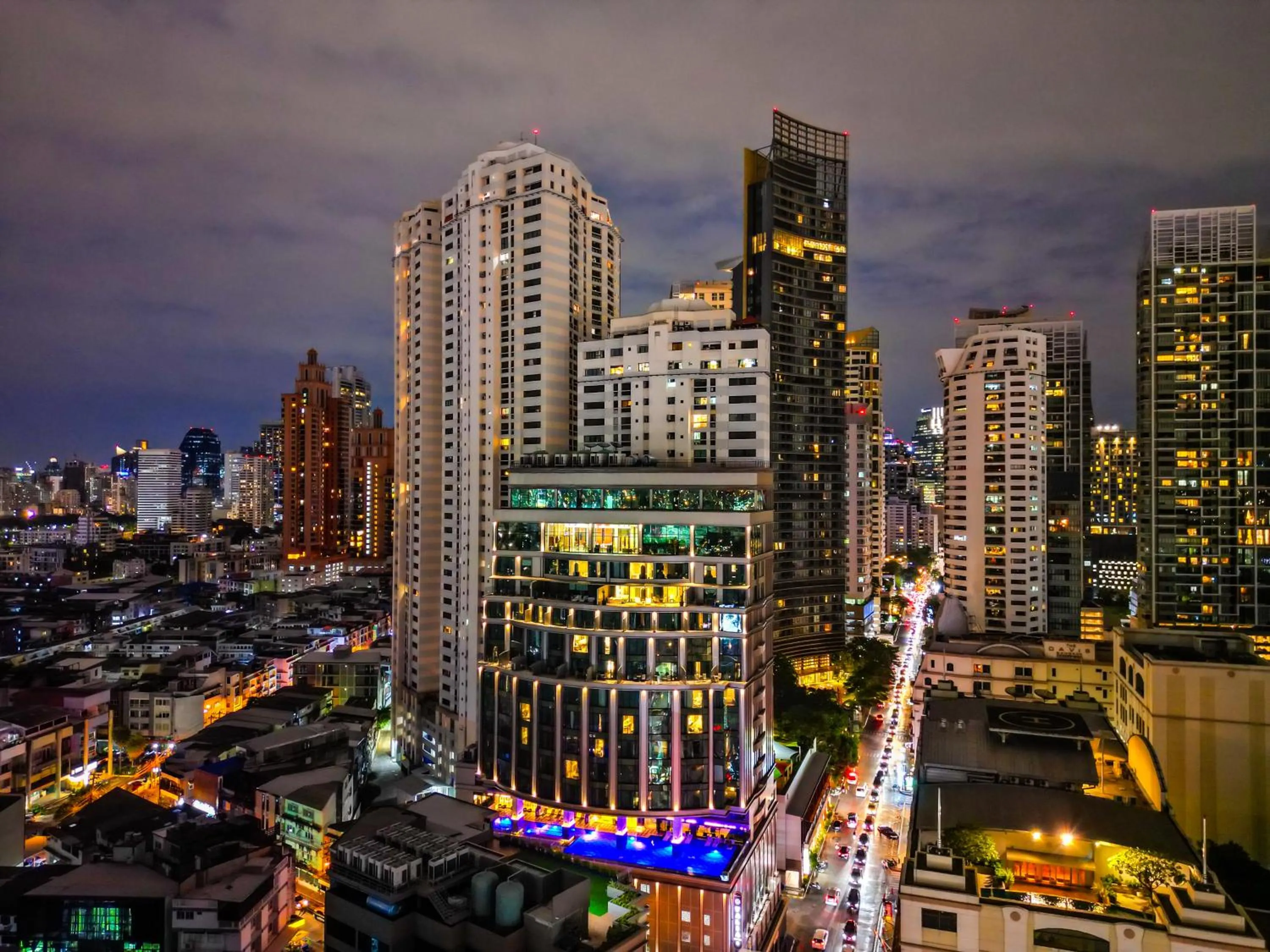 Property building in Valia Hotel Bangkok