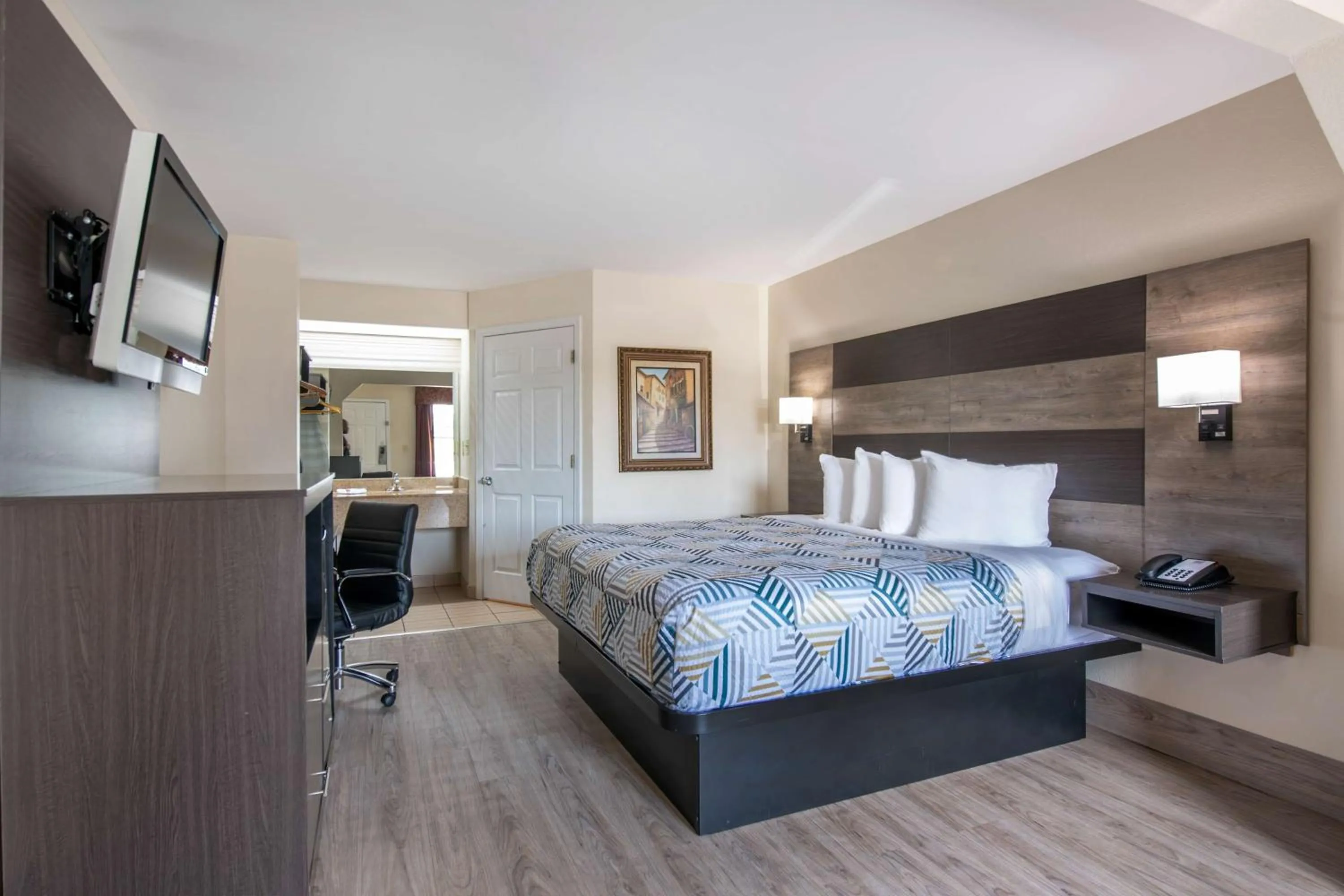 Bedroom, Bed in Motel 6 Macon, GA I 475