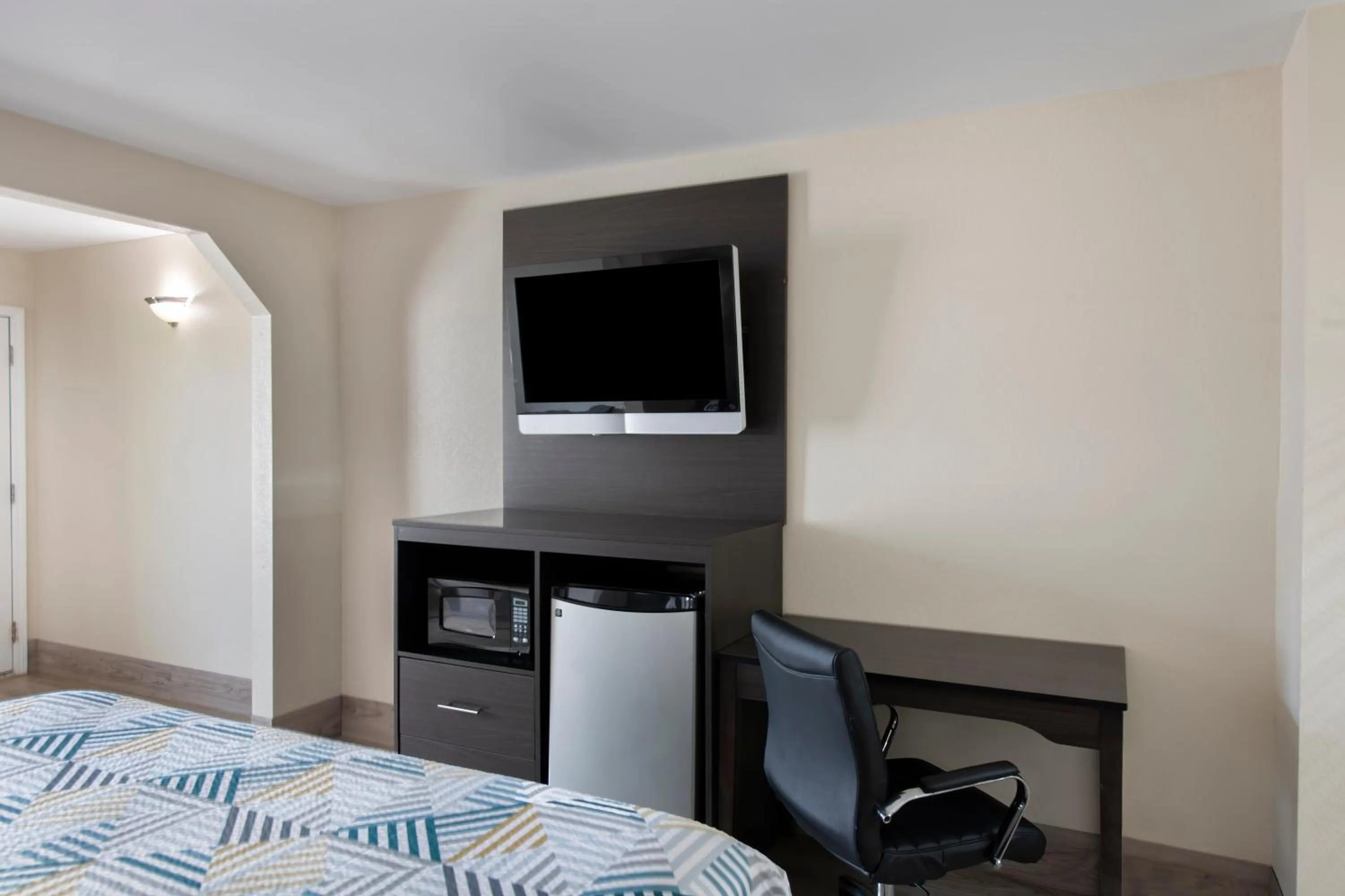 Bedroom, Bed in Motel 6 Macon, GA I 475