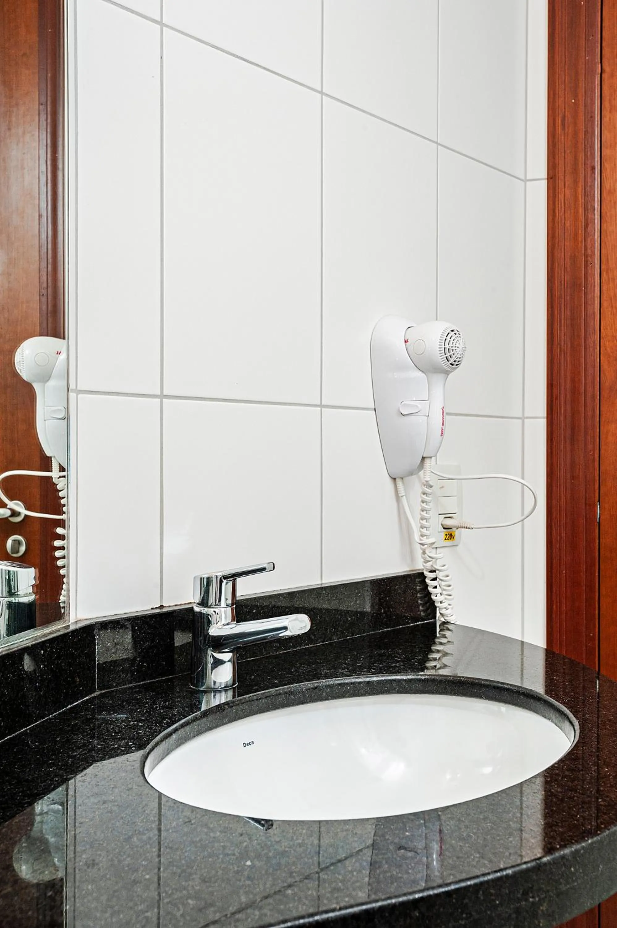 Bathroom in Firenze Business Hotel