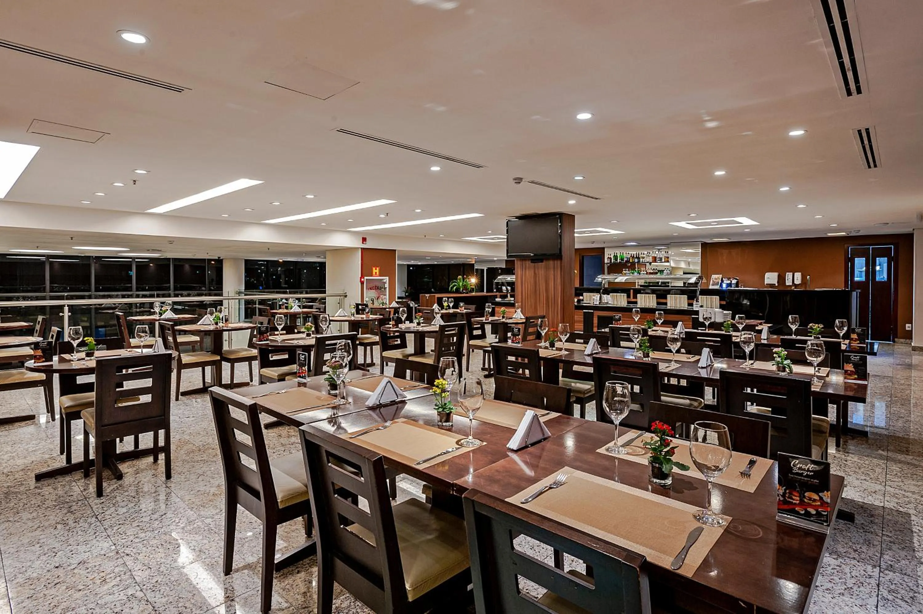 Restaurant/places to eat in Firenze Business Hotel