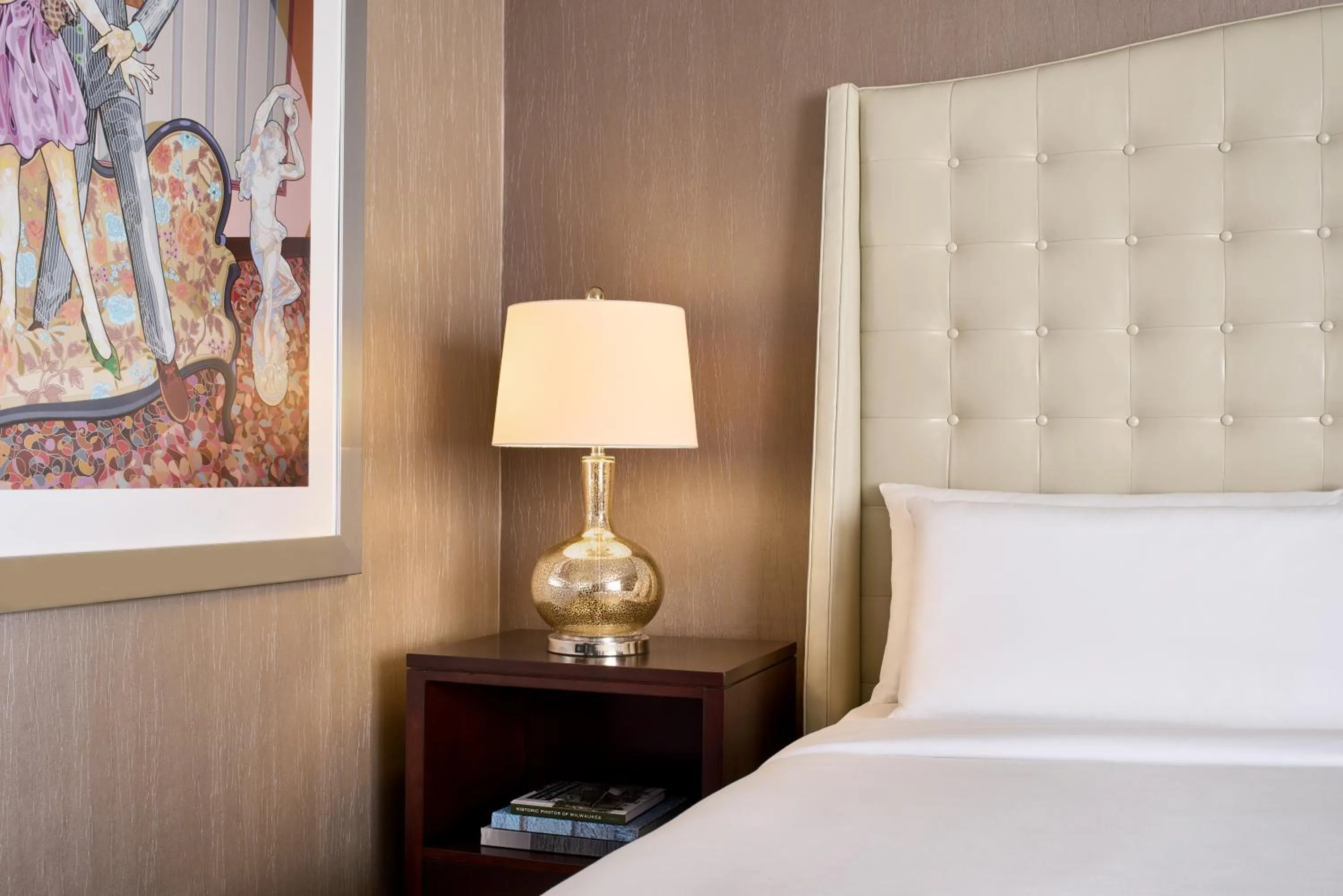 Bed in The Pfister Hotel