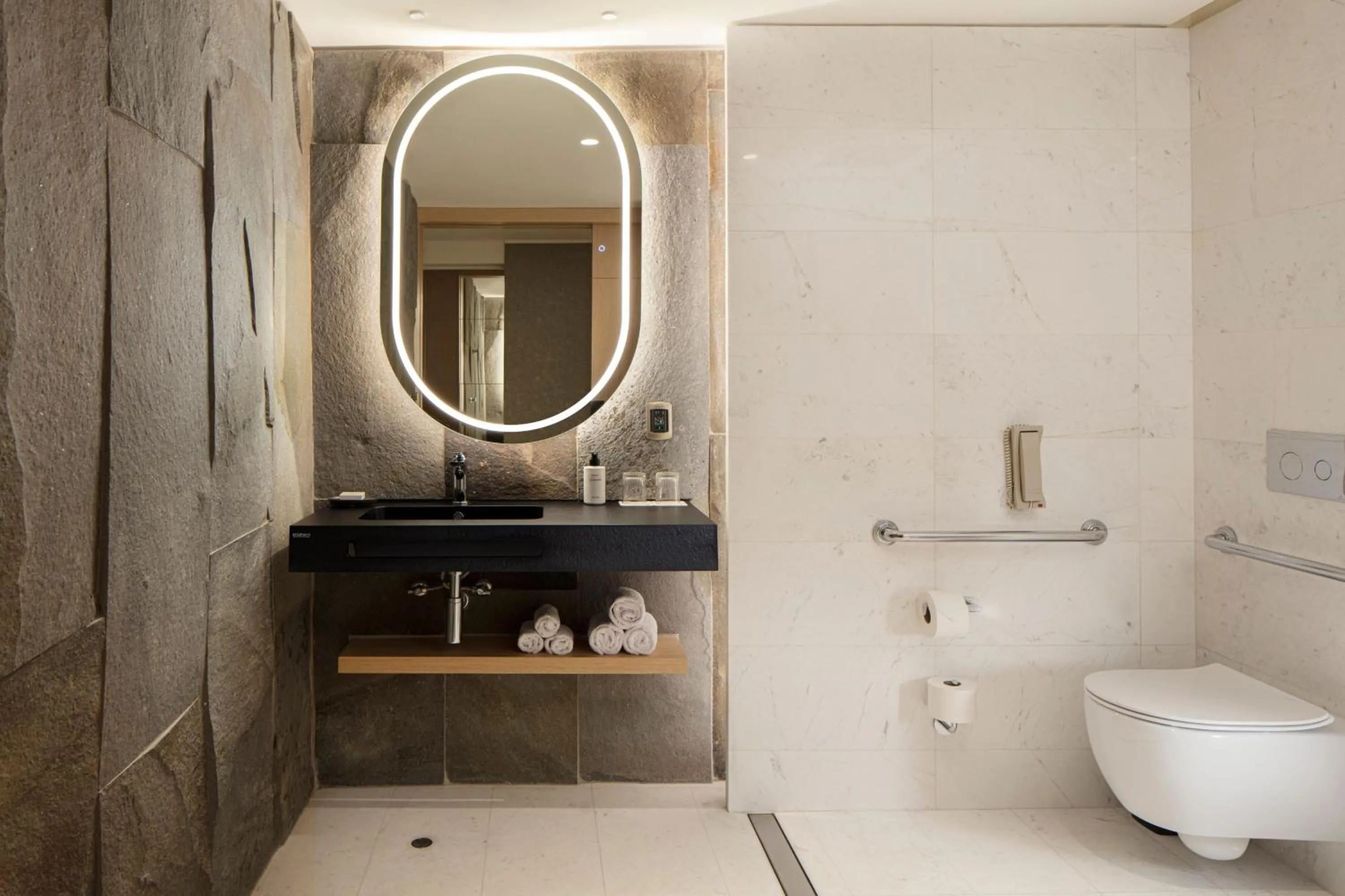 Bathroom in JW Marriott Hotel Lima