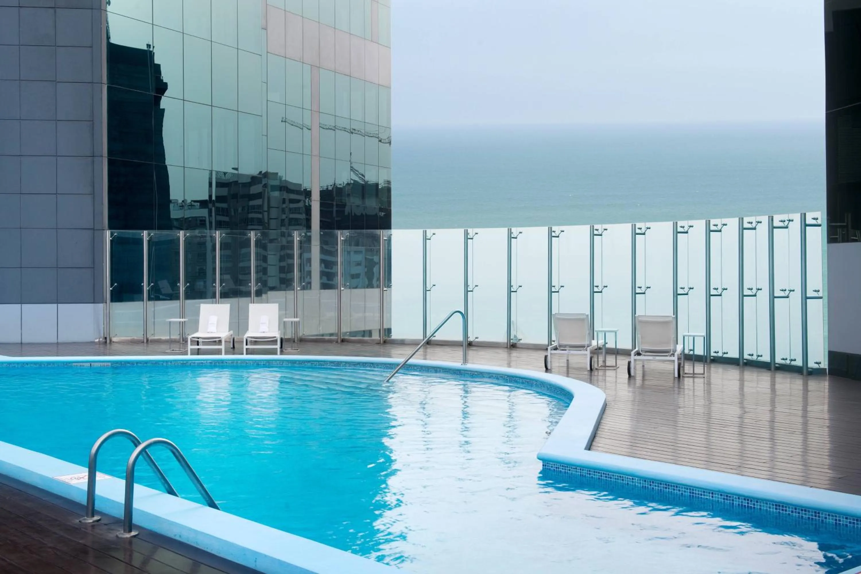 Swimming pool in JW Marriott Hotel Lima