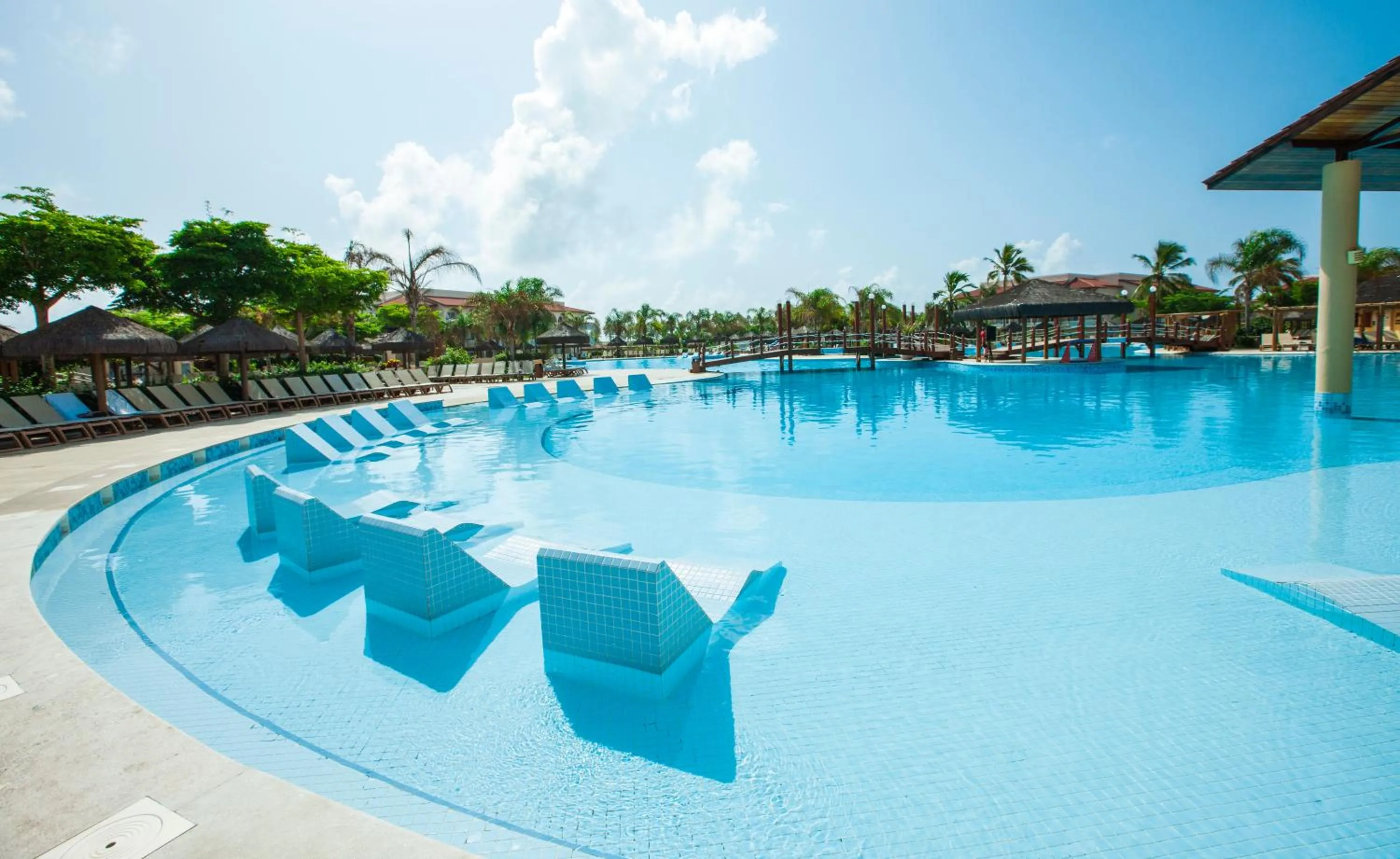 Swimming pool in Grand Palladium Imbassaí Resort & Spa - All Inclusive