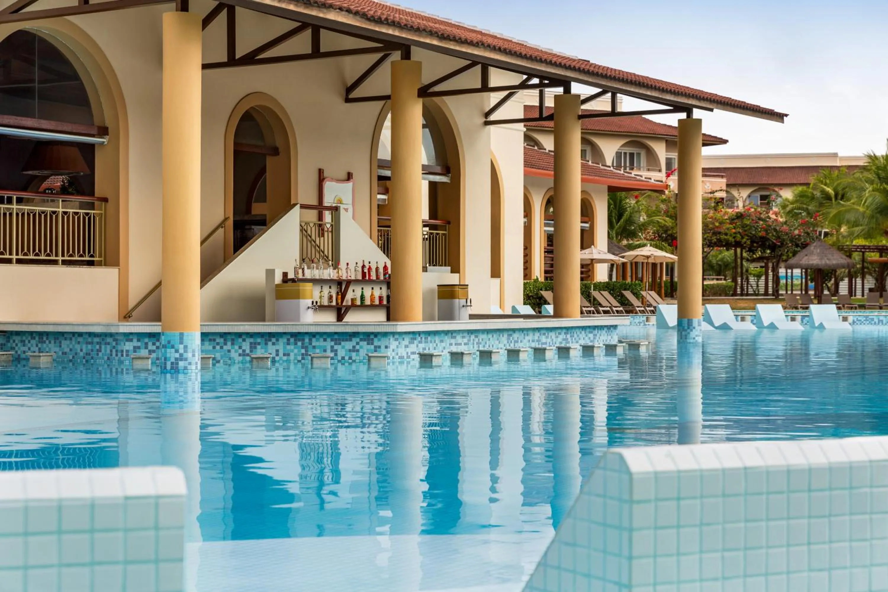 Swimming pool in Grand Palladium Imbassaí Resort & Spa - All Inclusive
