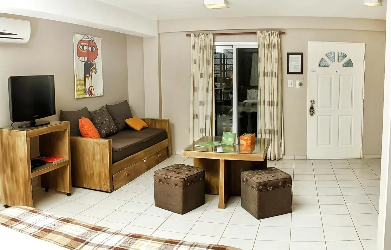 Living room in La Rozada Suites