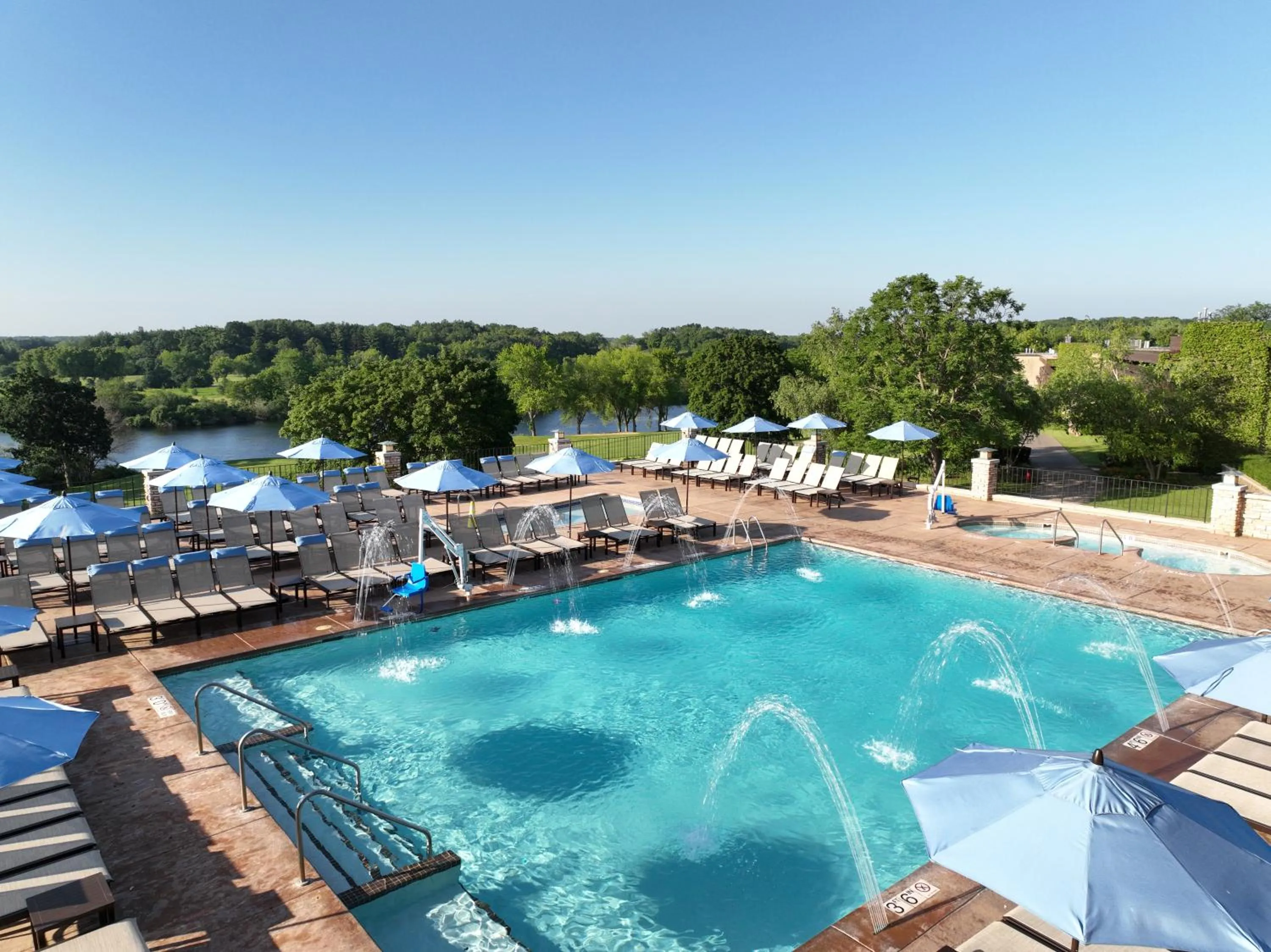 Swimming pool in Grand Geneva Resort and Spa