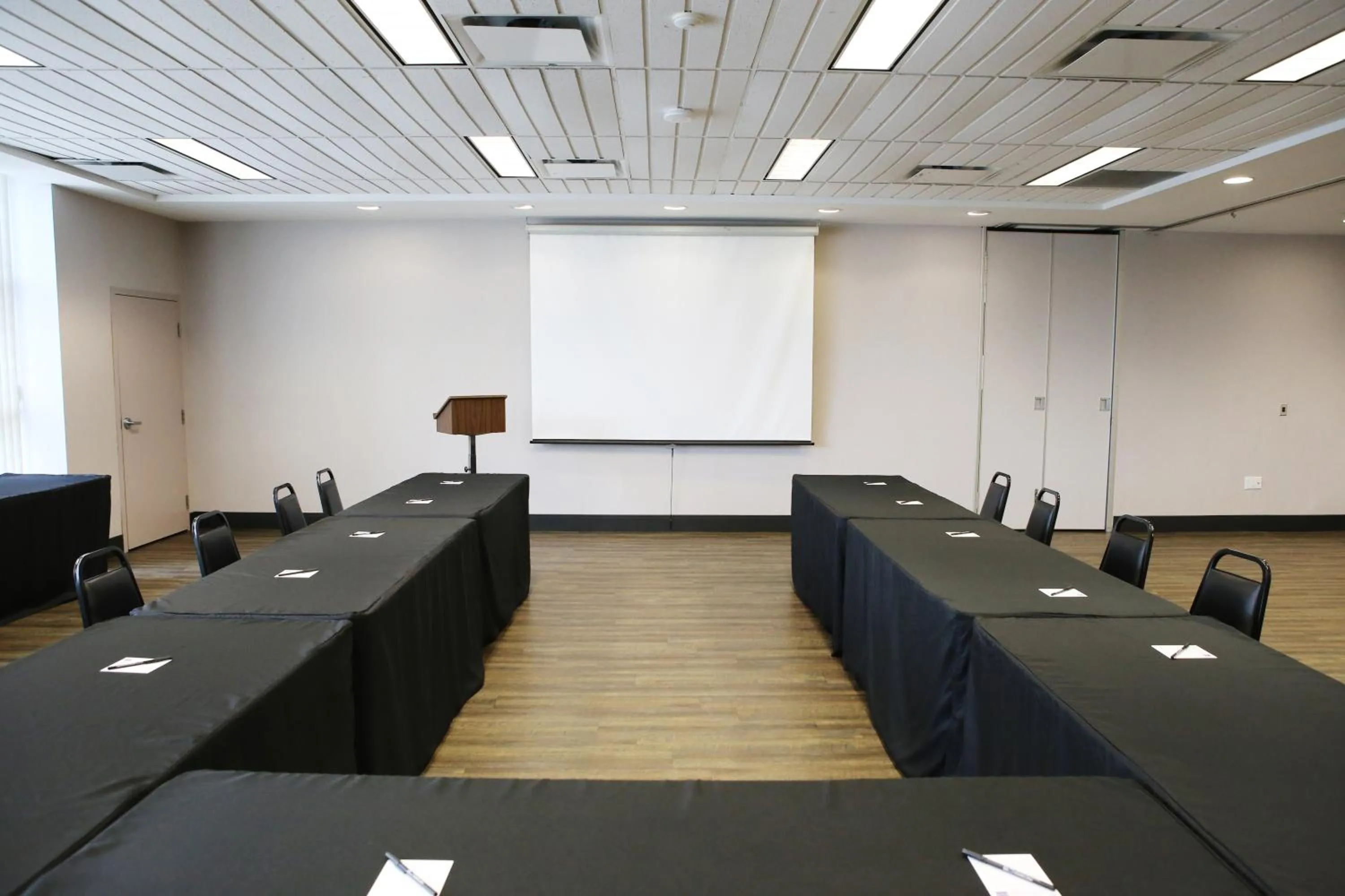 Day in Residence & Conference Centre - Hamilton