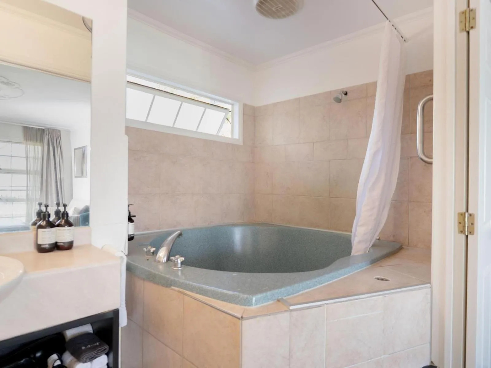 Silver Fern Rotorua Suites & Spa