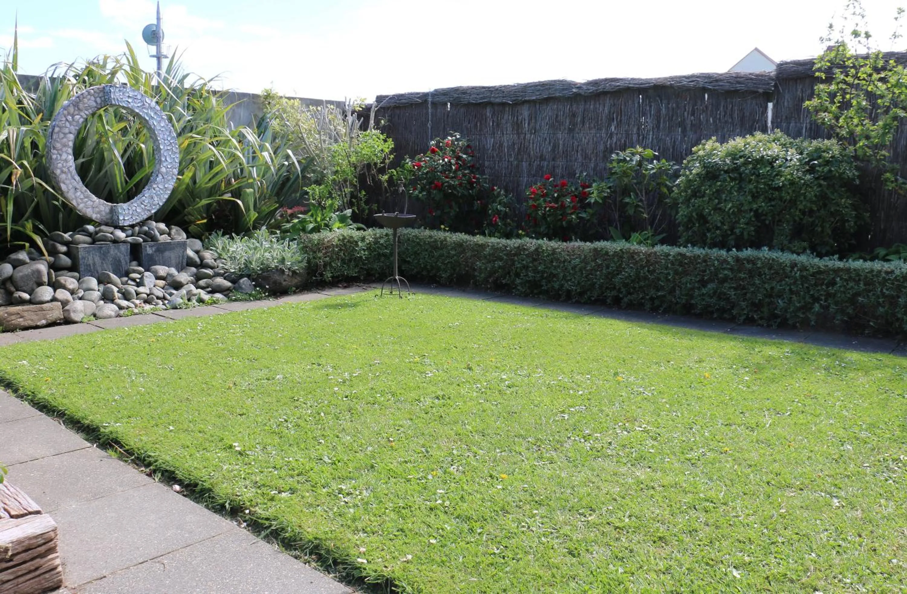 Property building in La Riviera Guesthouse