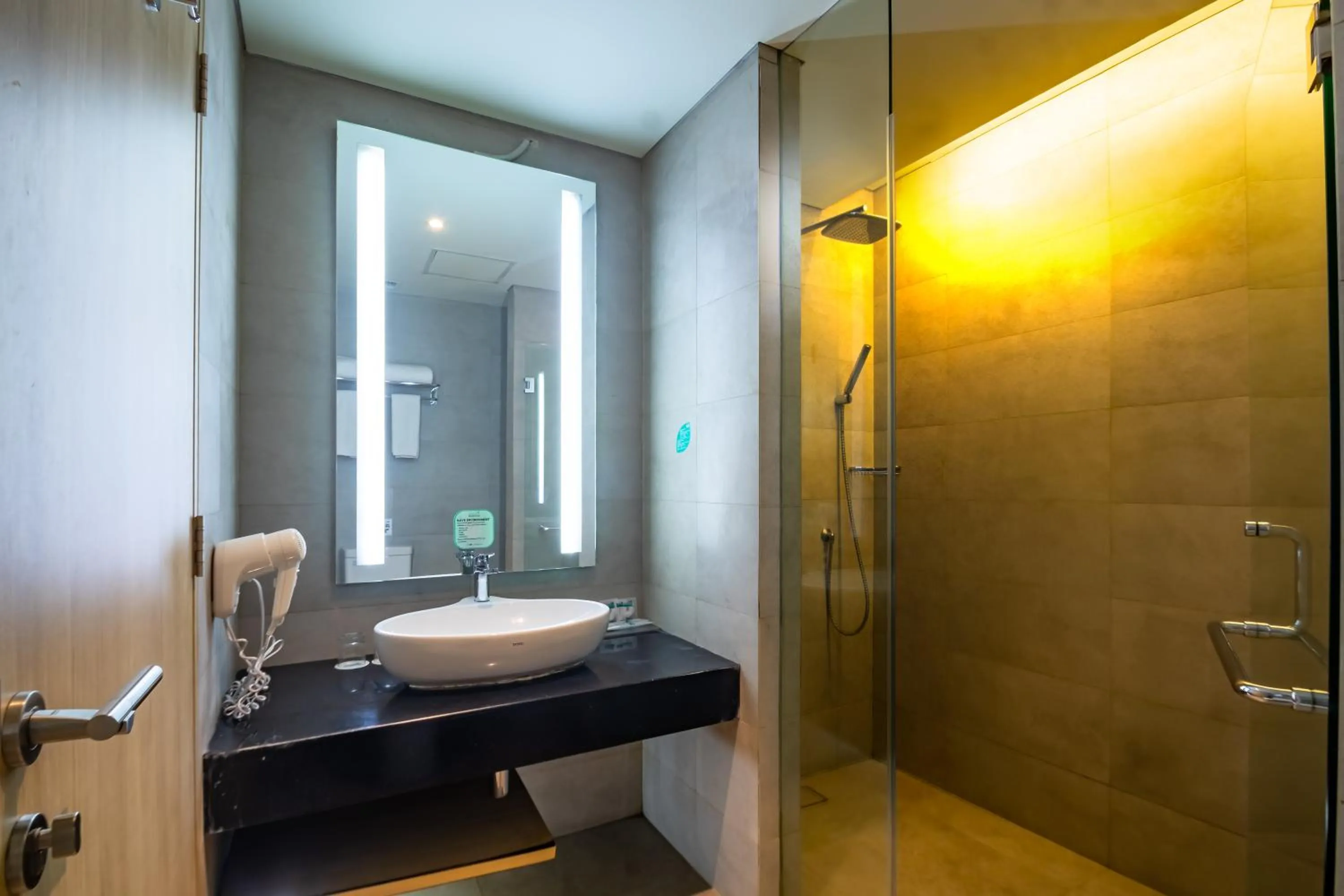 Bathroom in Hotel AYOLA Lippo Cikarang