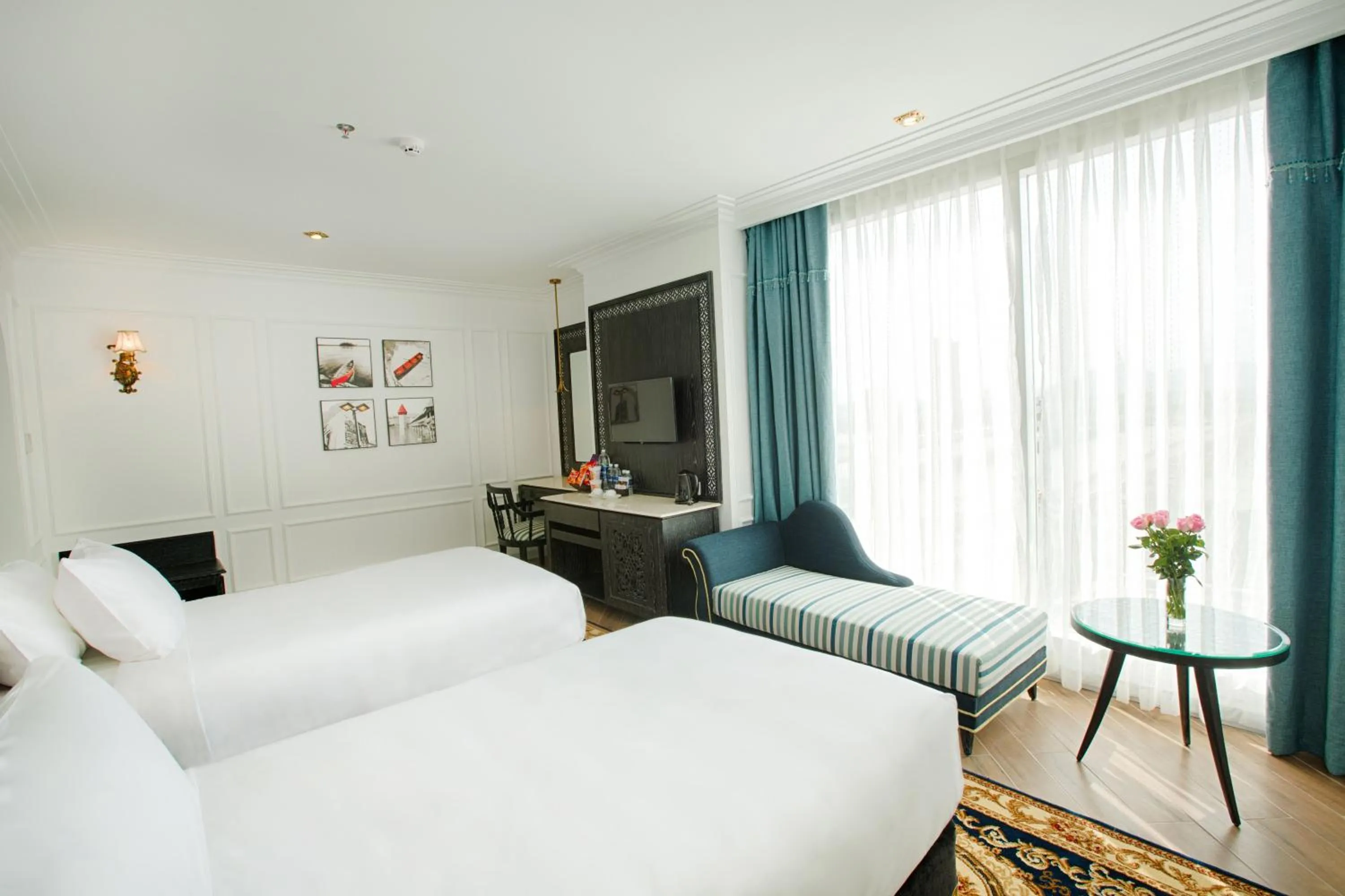 Bed in Fivitel Da Nang