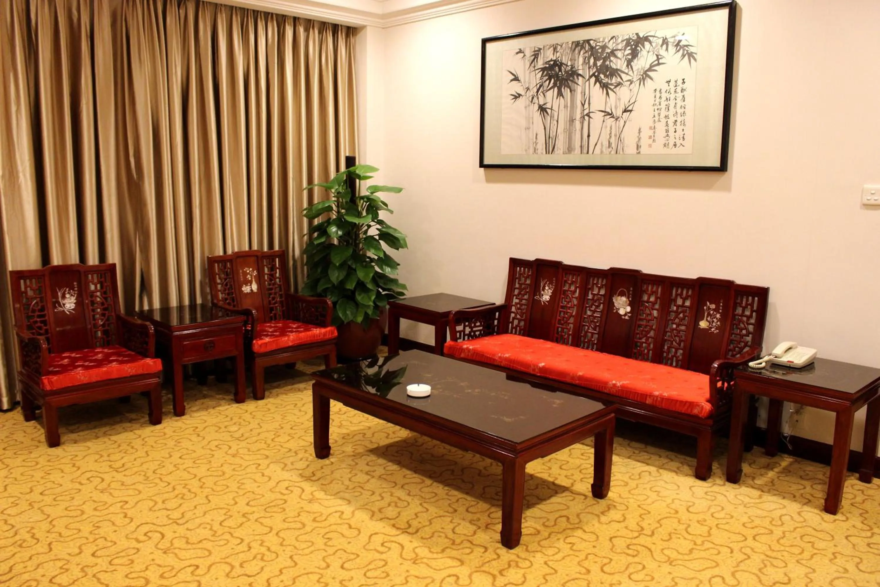 Living room in Panyu Hotel