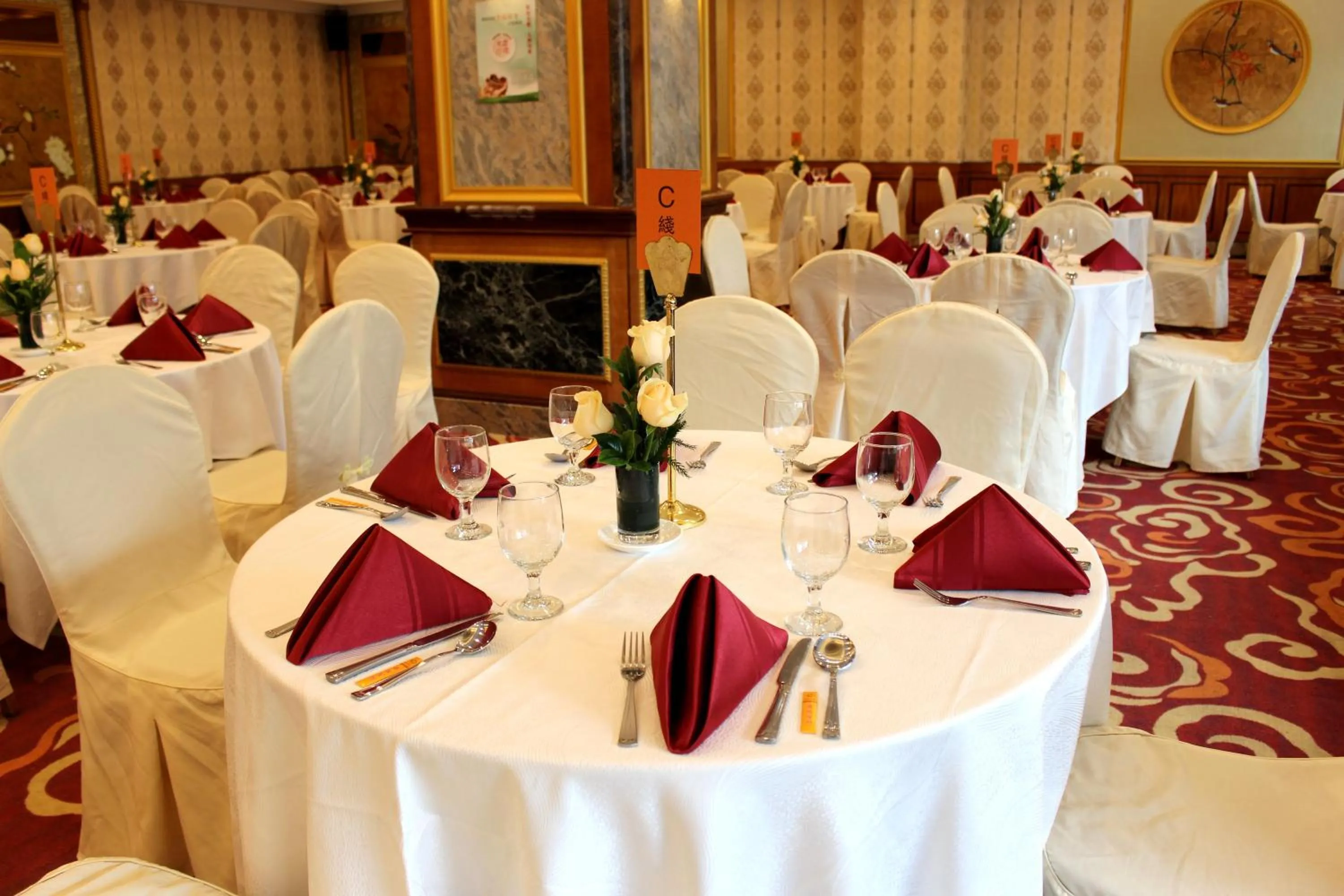 Restaurant/places to eat in Panyu Hotel