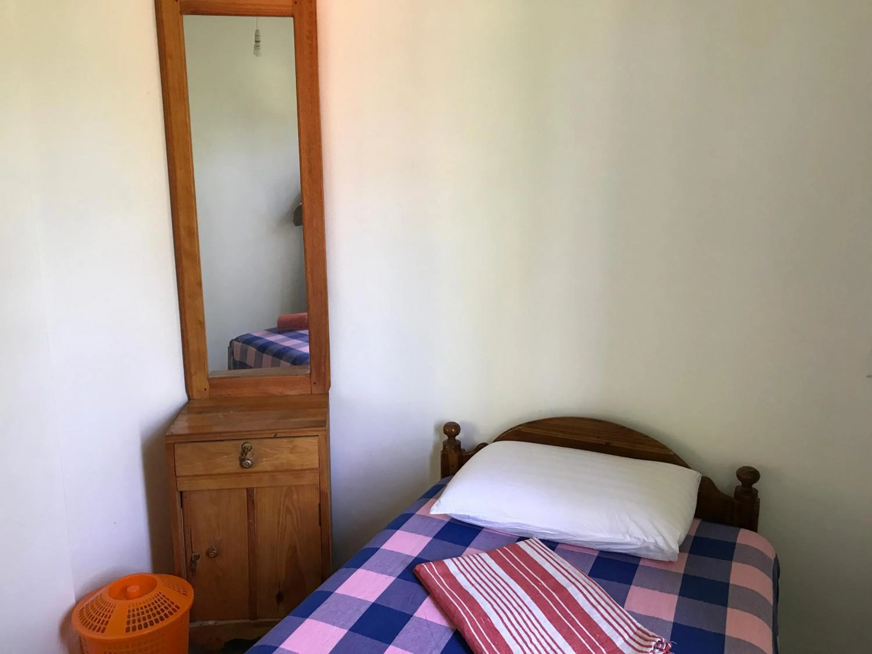 Bedroom, Bed in Nice Place Beach Hotel