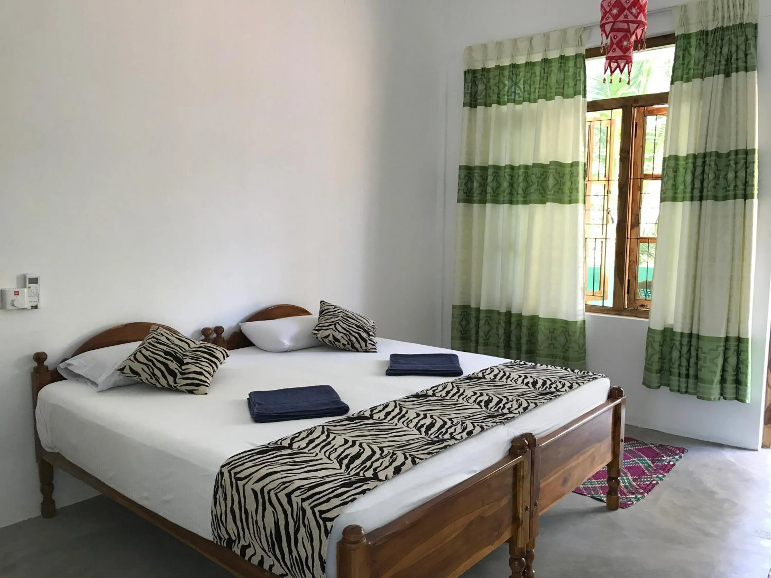 Bedroom, Bed in Nice Place Beach Hotel