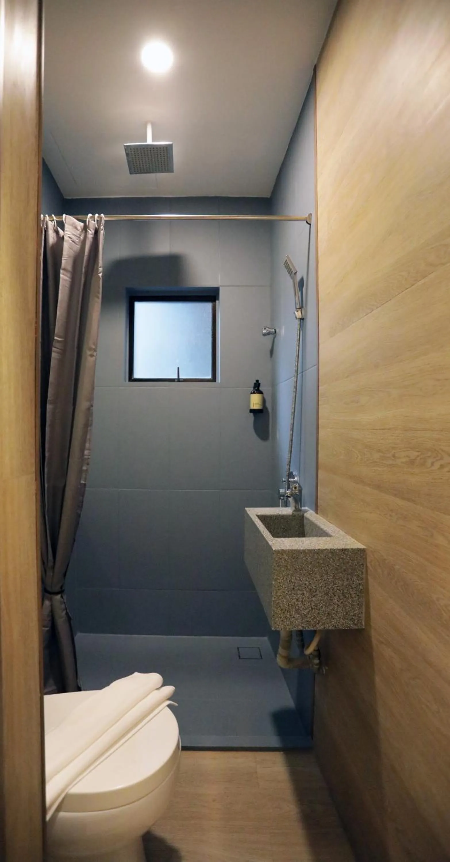 bidet in Vivids Hotel