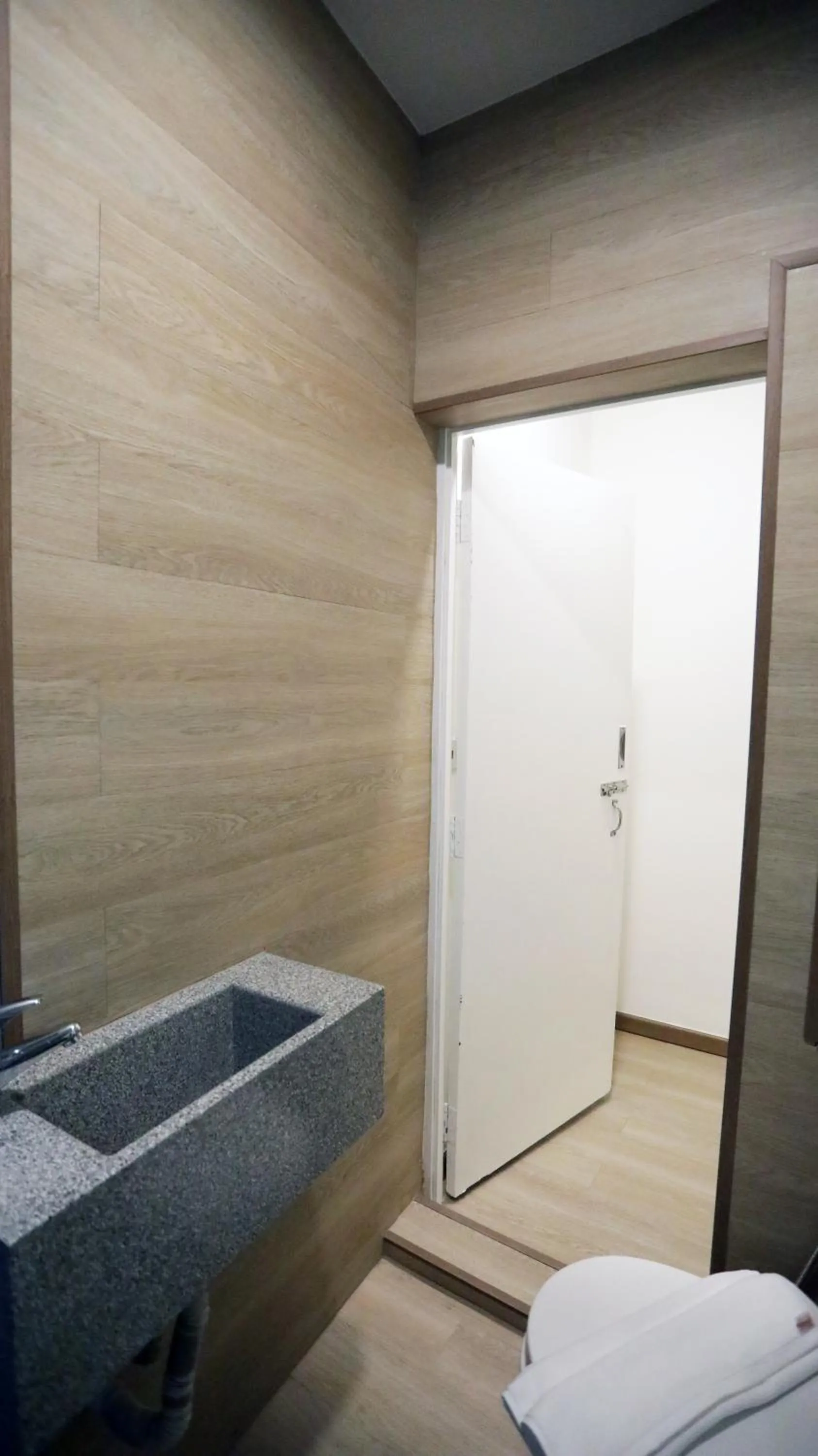 Bathroom in Vivids Hotel