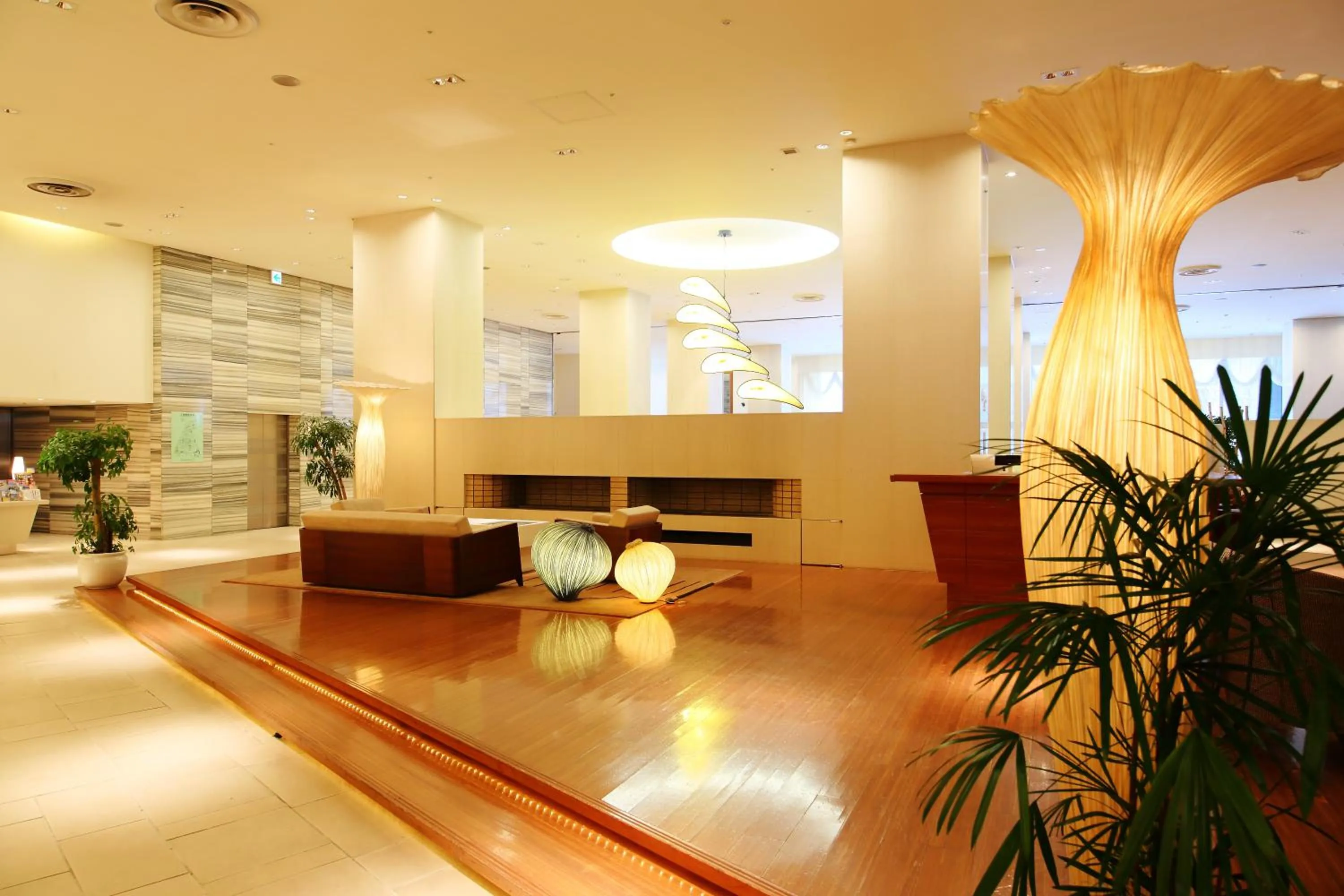 Lobby or reception in Sapporo Park Hotel