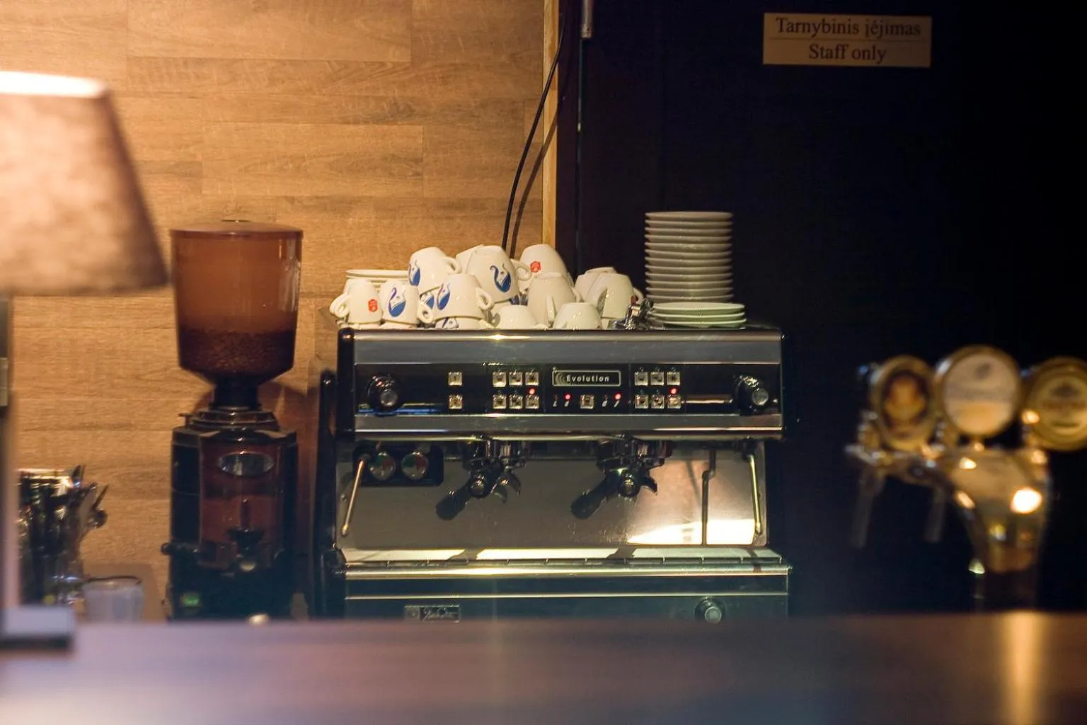 Restaurant/places to eat in Astrum Palace