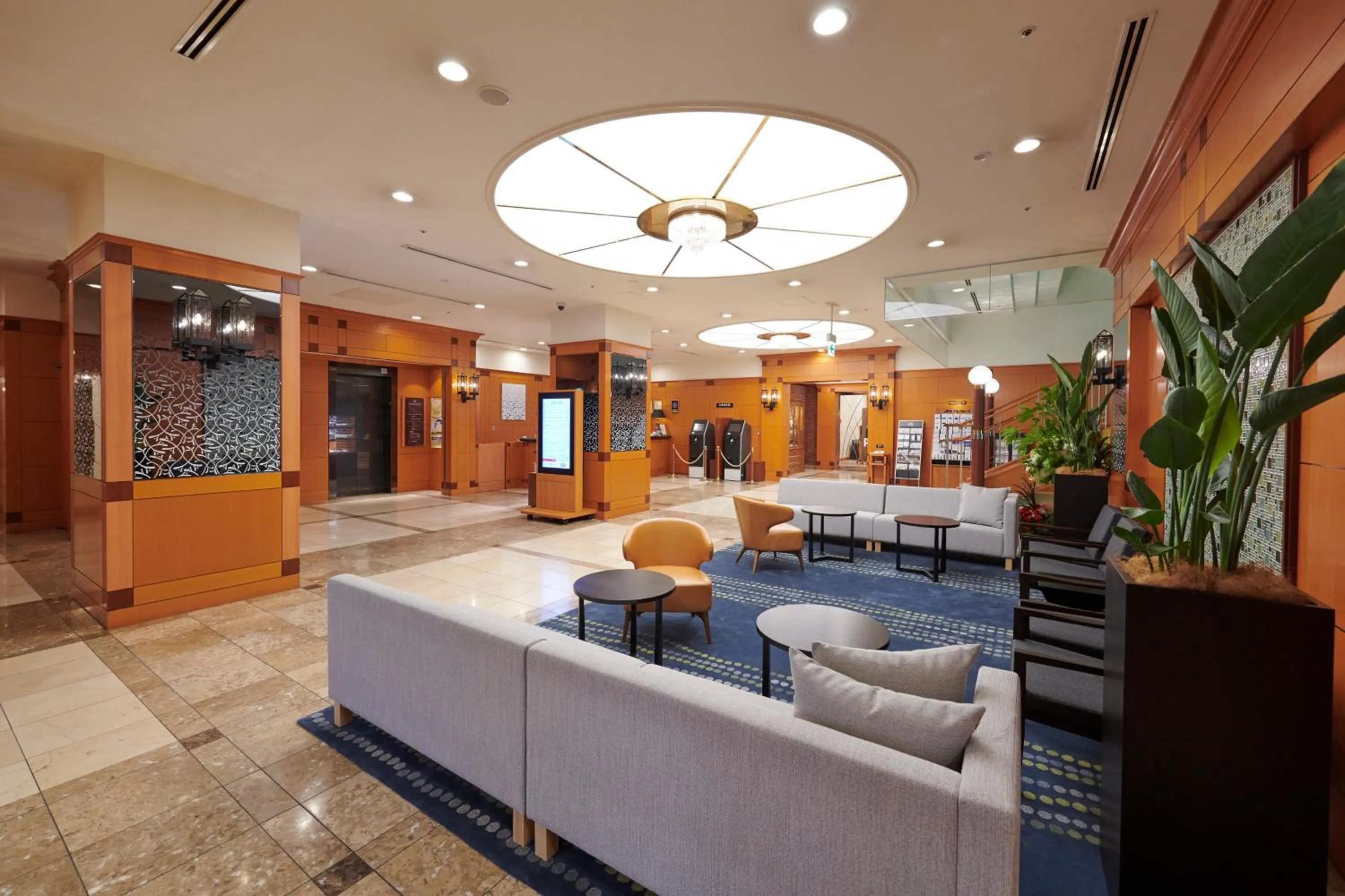 Lobby or reception in HOTEL VISCHIO AMAGASAKI by GRANVIA