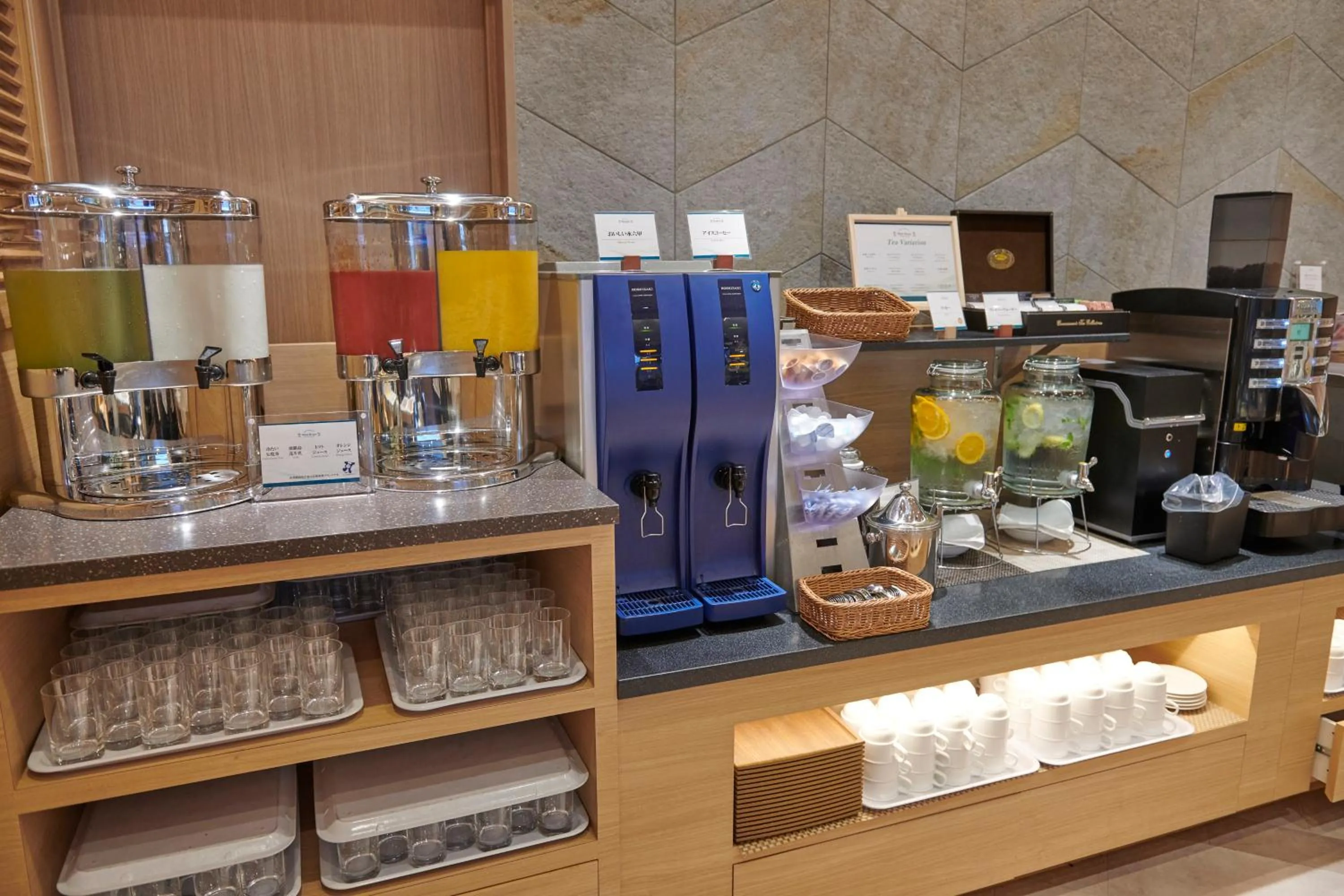 Breakfast in HOTEL VISCHIO AMAGASAKI by GRANVIA