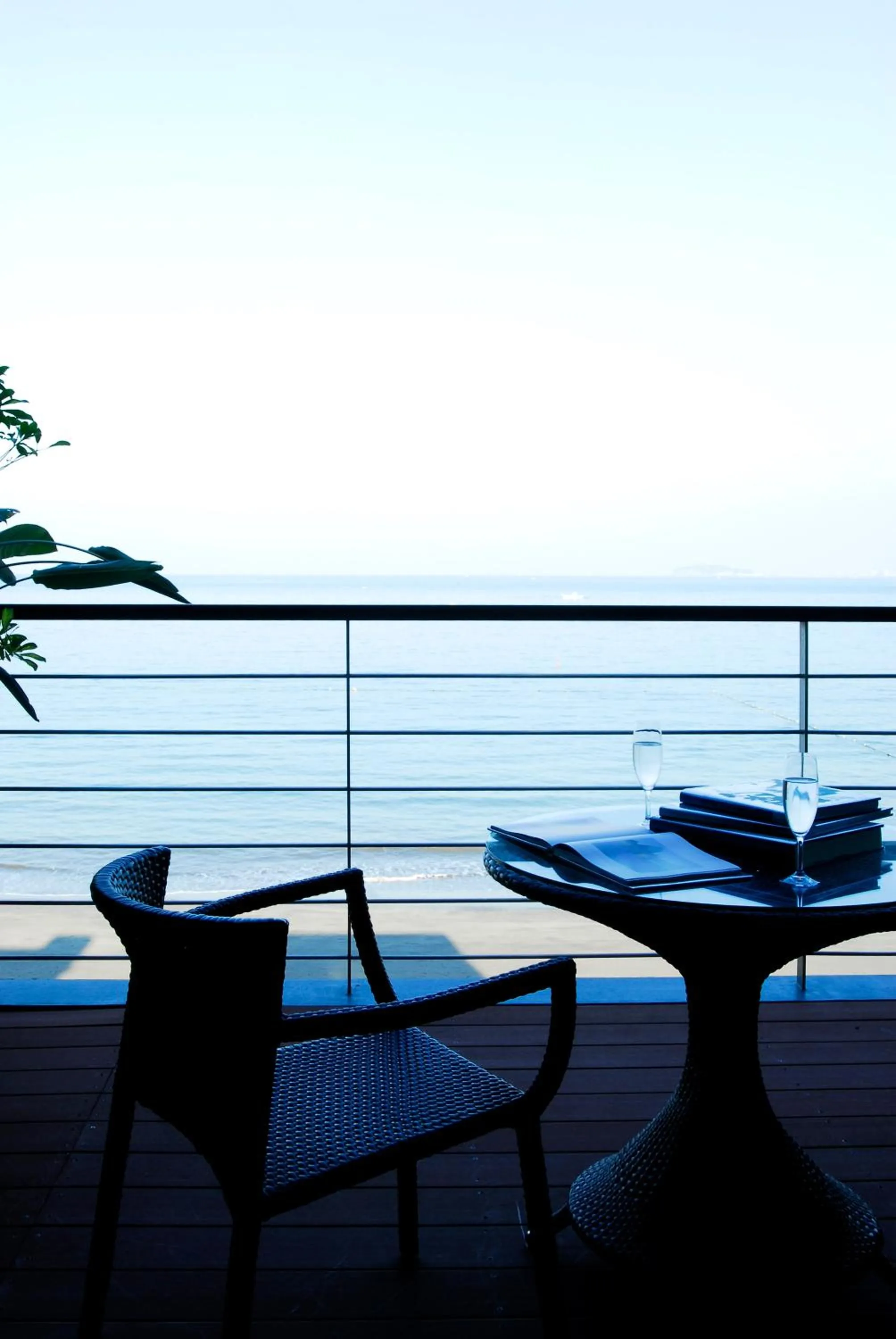 Day in Scapes The Suite