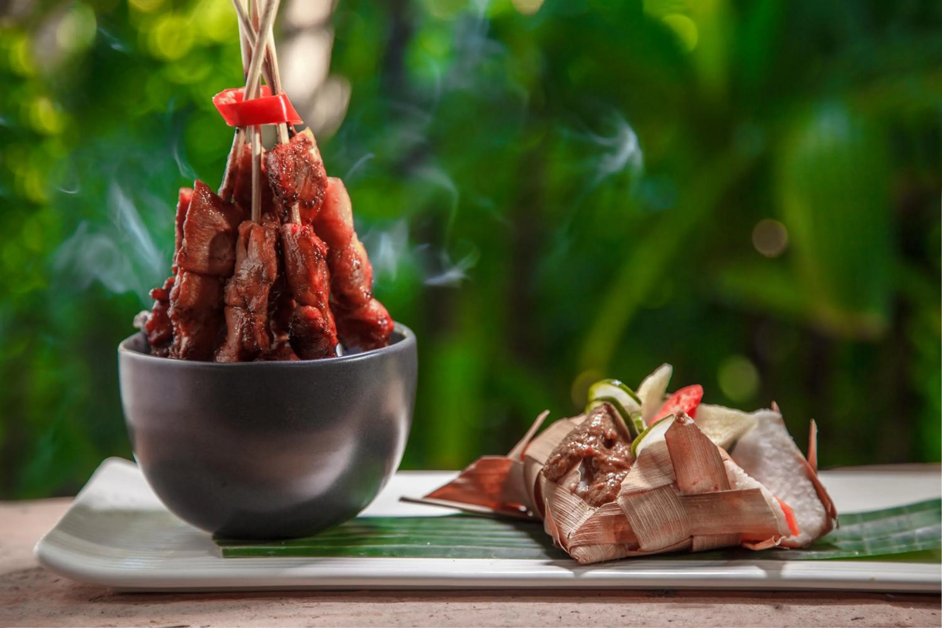 Food and drinks in Tandjung Sari Hotel