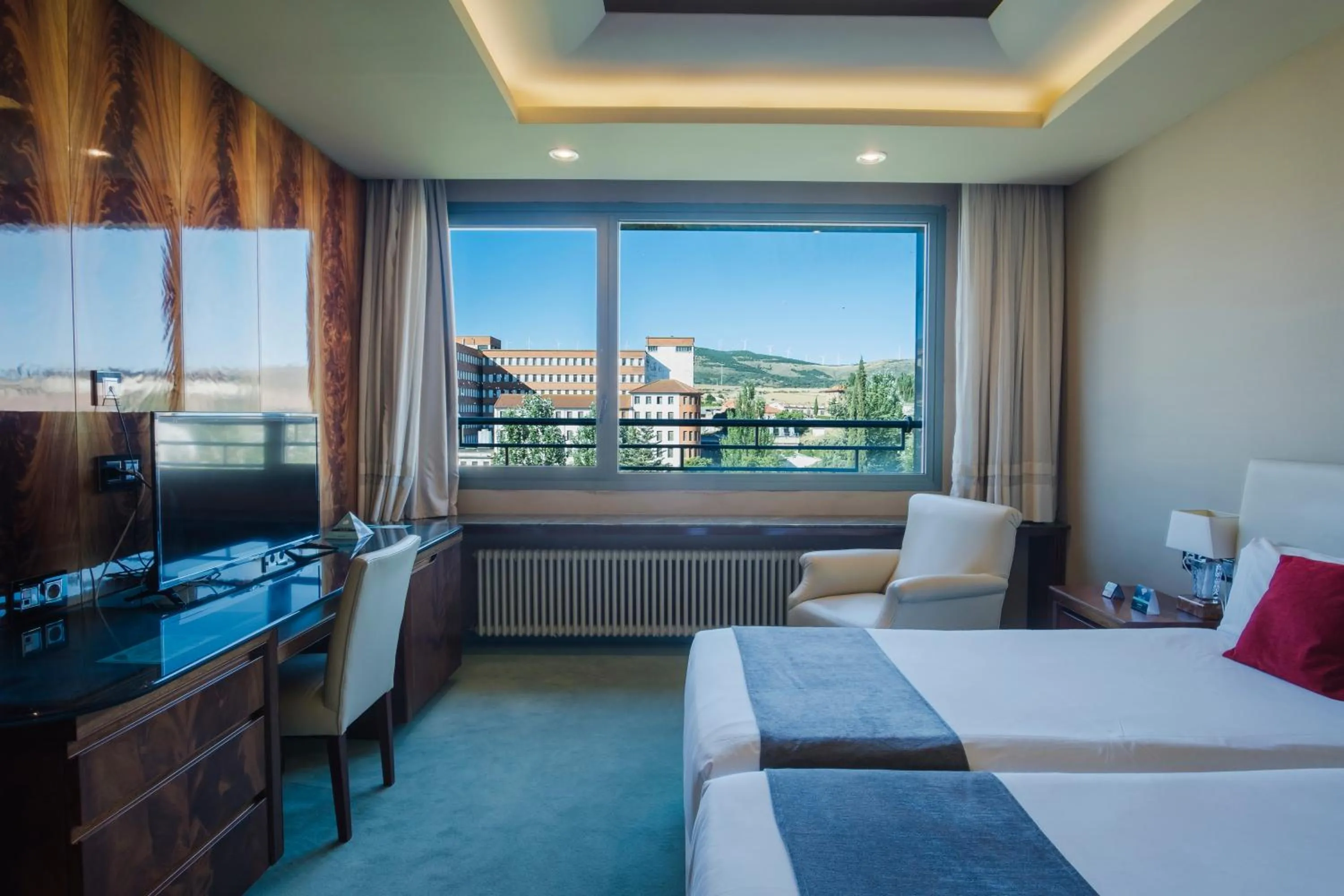 Photo of the whole room, Bed in Alda Mirador del Moncayo