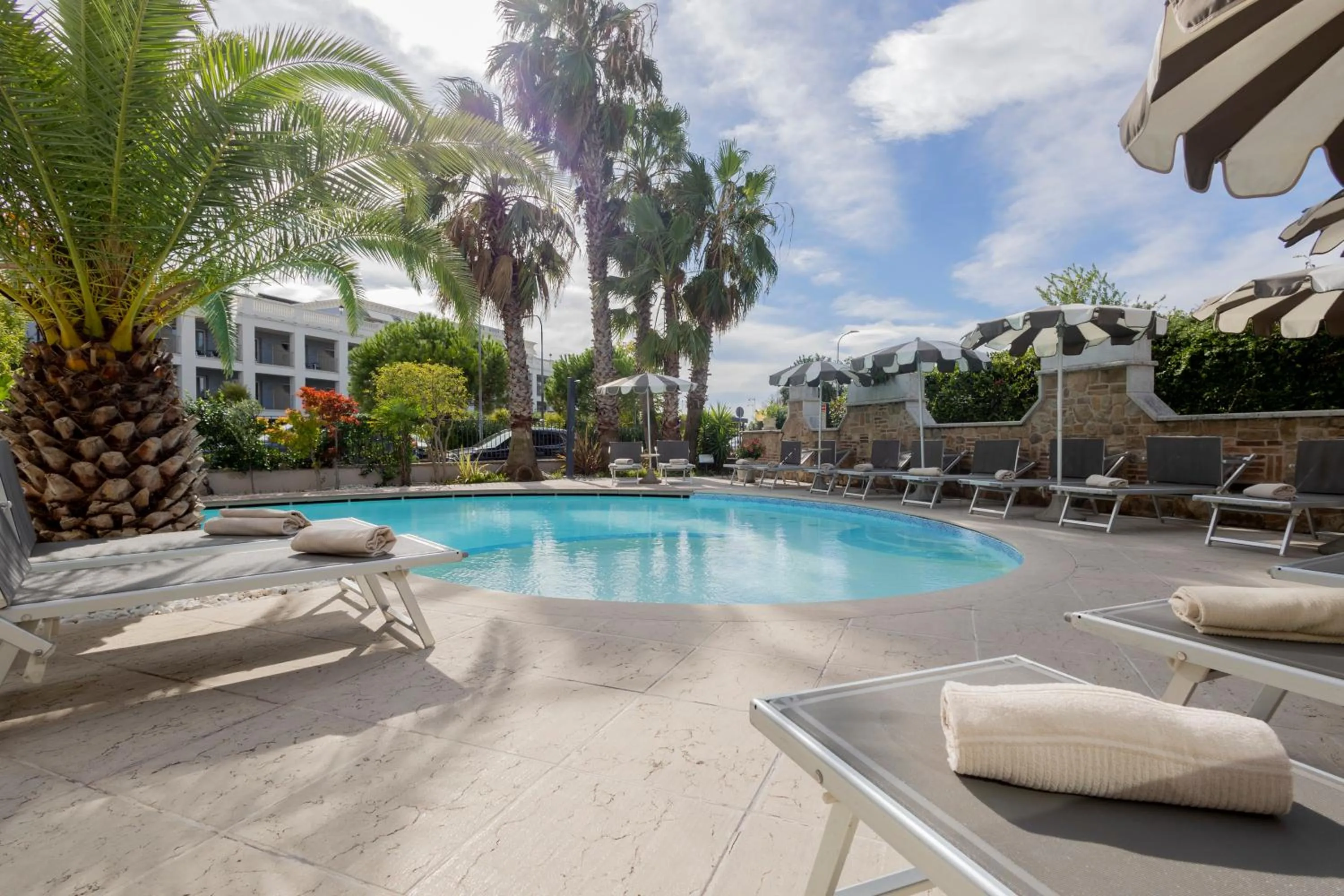 Pool view in Hotel Berta