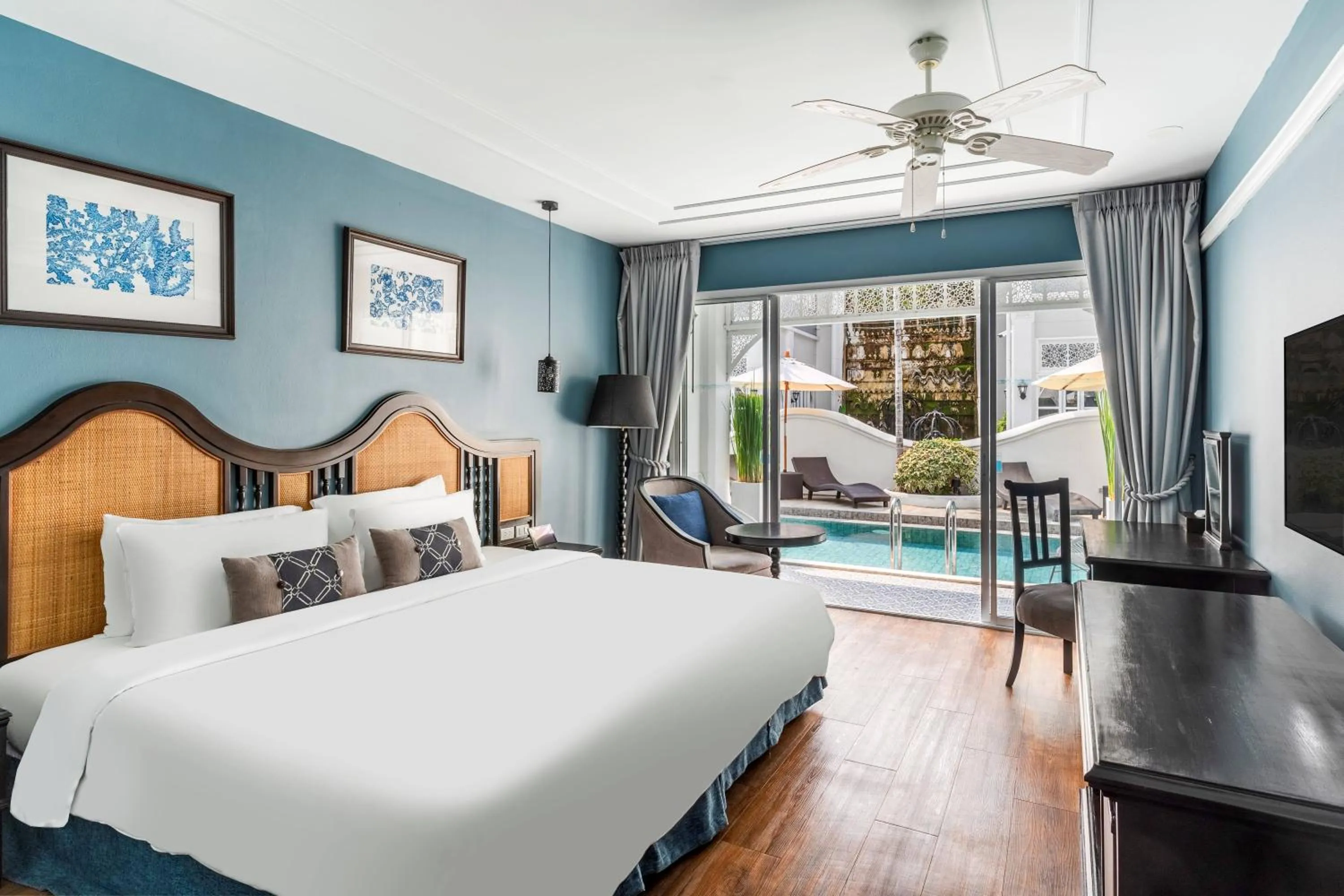 Communal lounge/ TV room, Bed in Away Chiang Mai Thapae Resort A Vegan Retreat