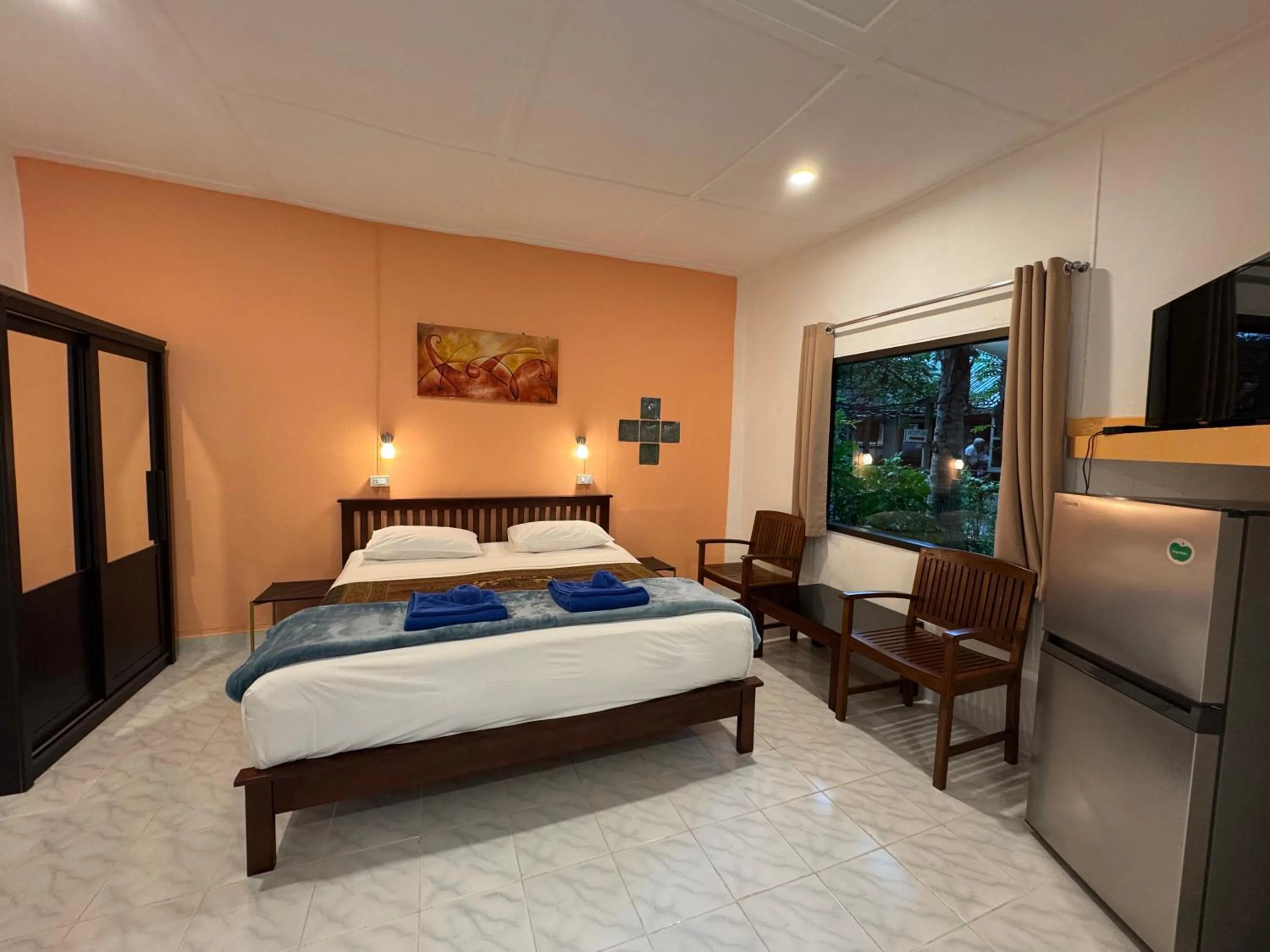 Bed in Lanta Island Resort
