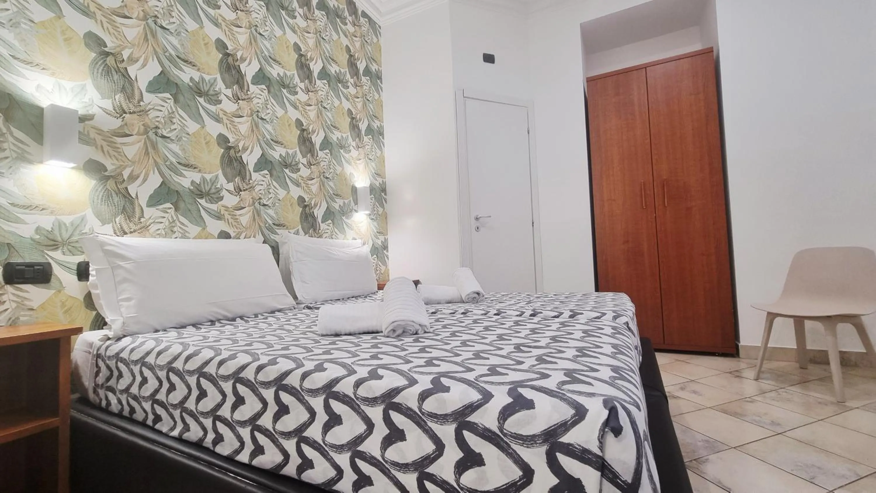 Bedroom, Bed in Hotel Ciao