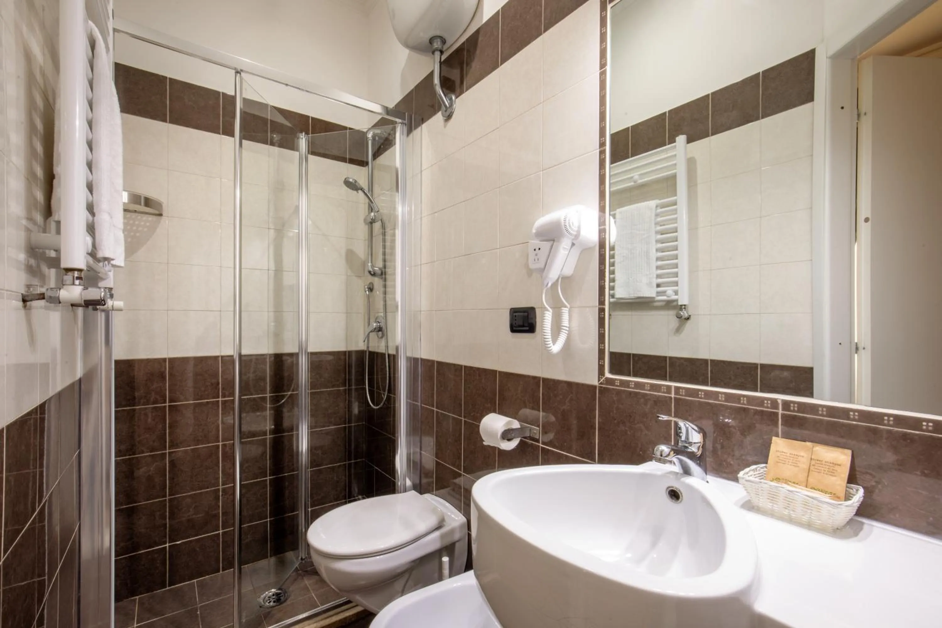 Bathroom in Hotel Ciao