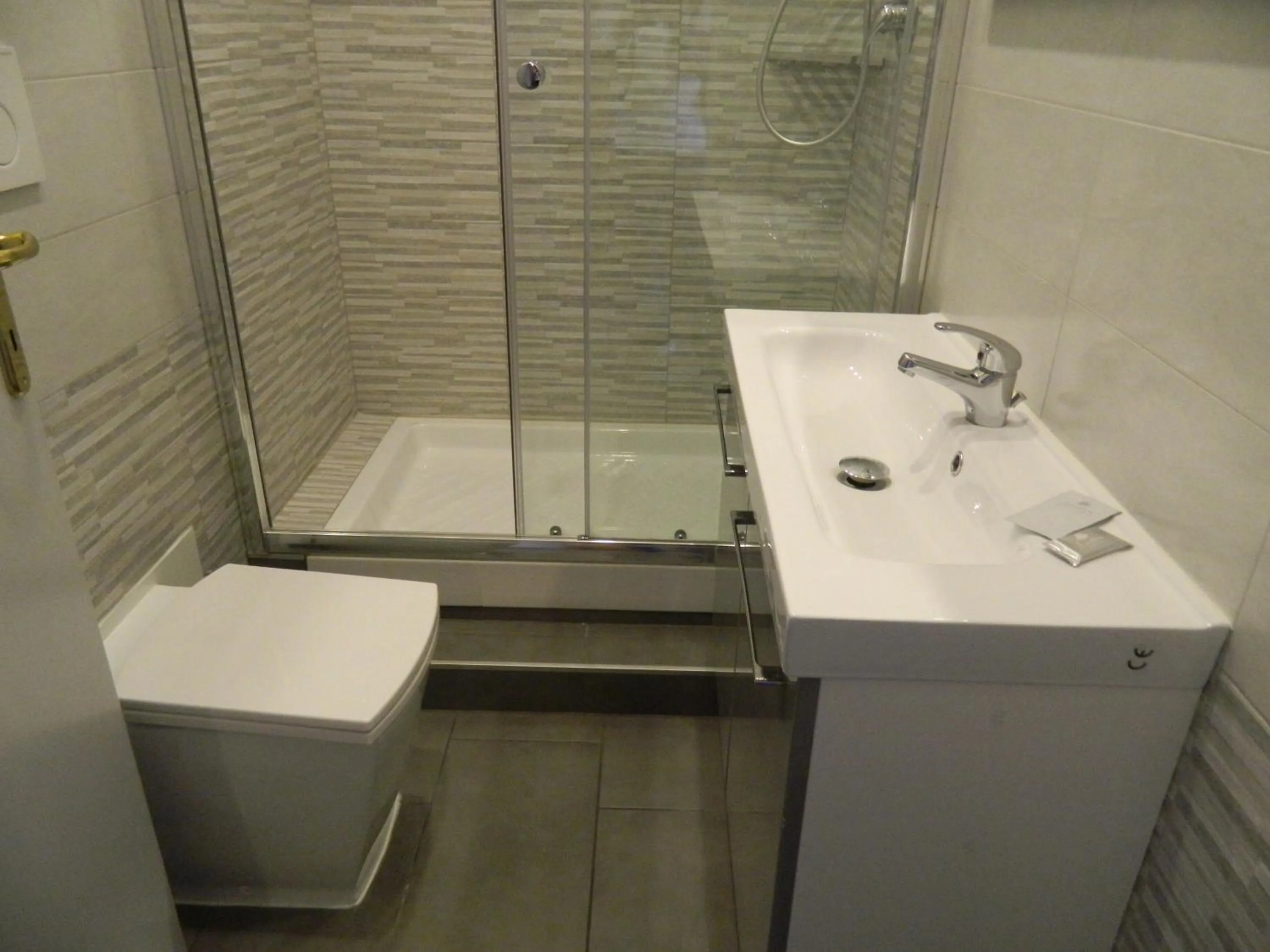 Bathroom in Hotel Ciao