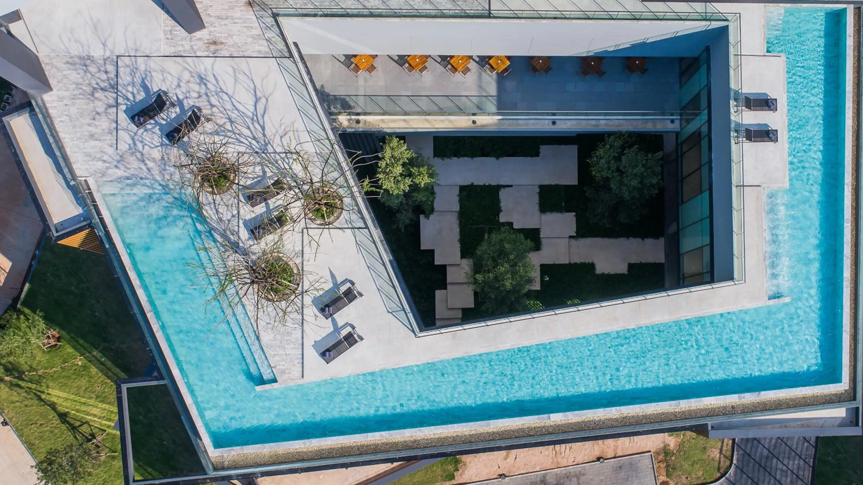 Bird's eye view in Arize Hotel Sri Racha