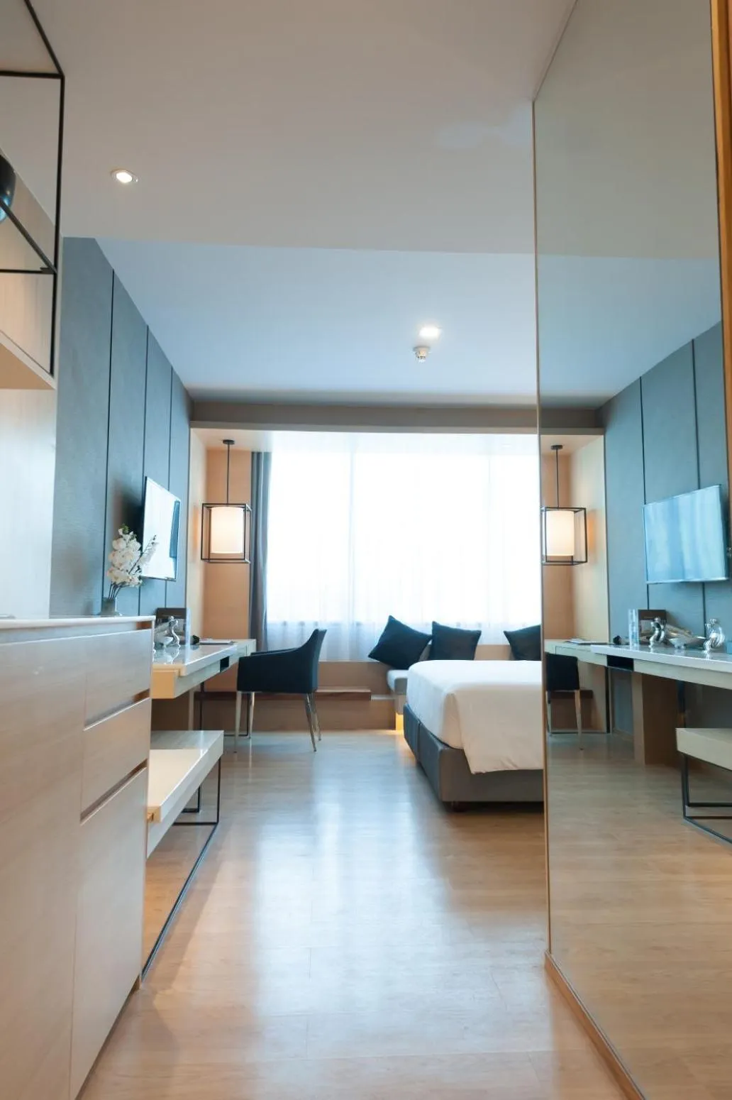 TV and multimedia, Bed in Arize Hotel Sri Racha