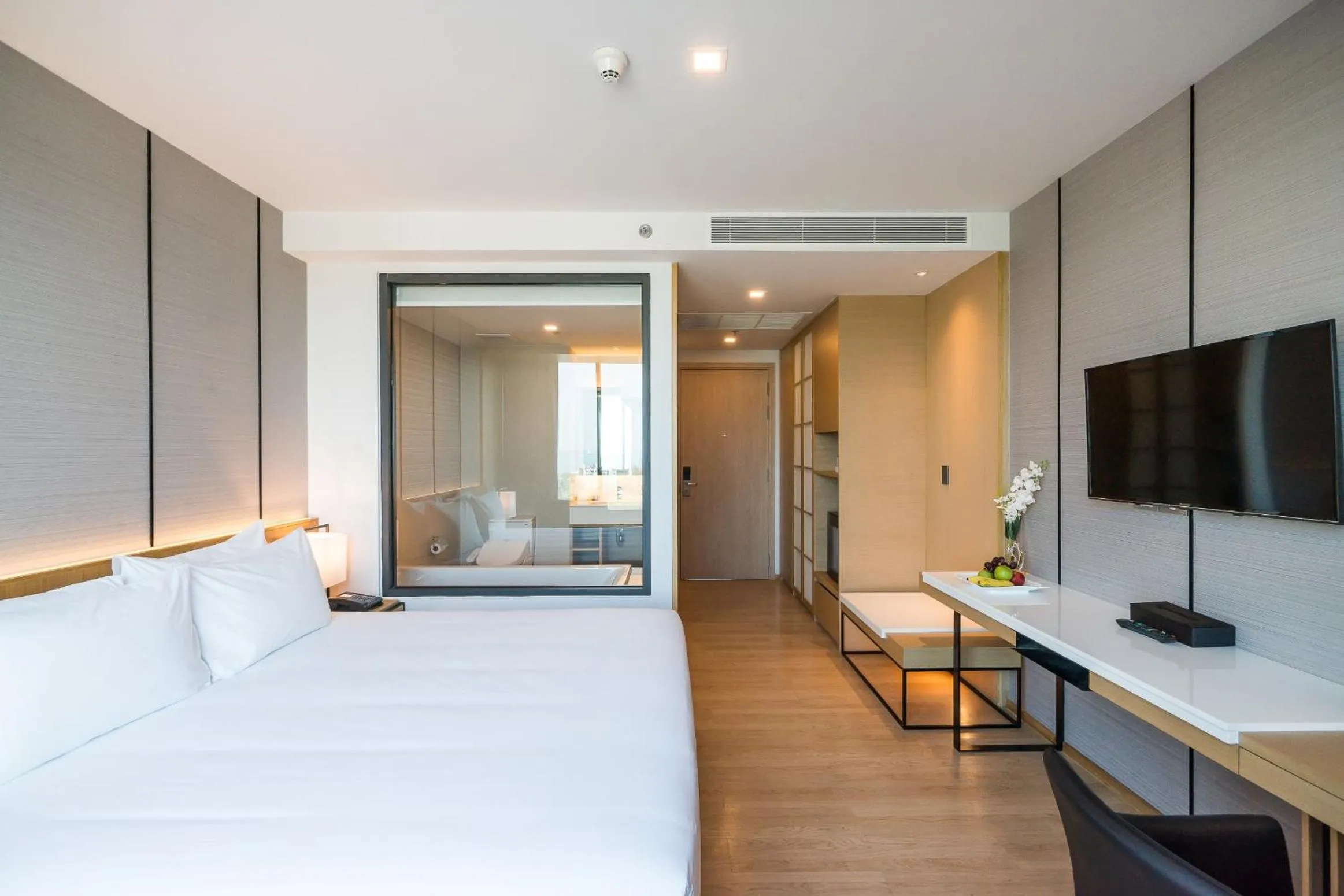 Area and facilities, Bed in Arize Hotel Sri Racha