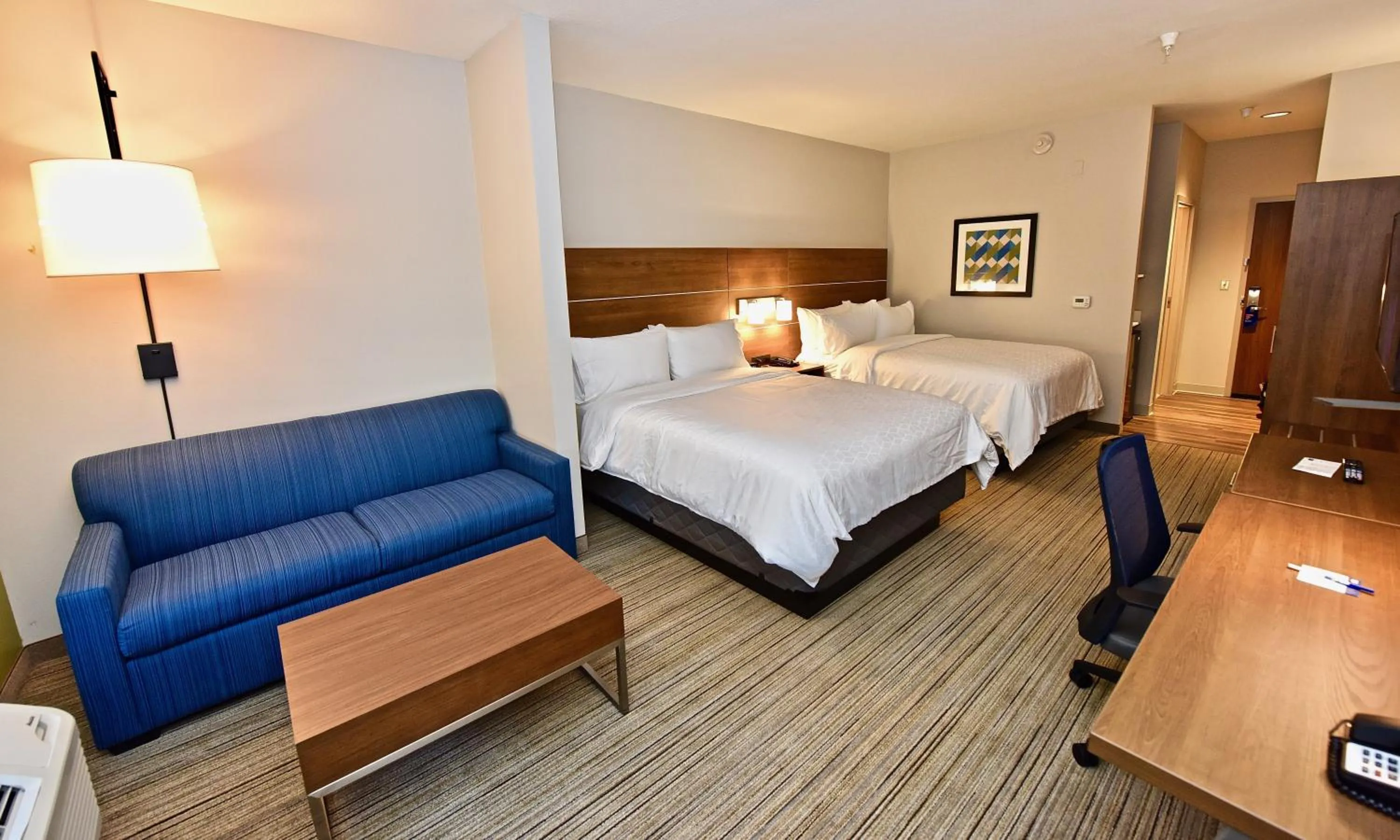 Photo of the whole room, Bed in Holiday Inn Express & Suites - Perryville I-55, an IHG Hotel