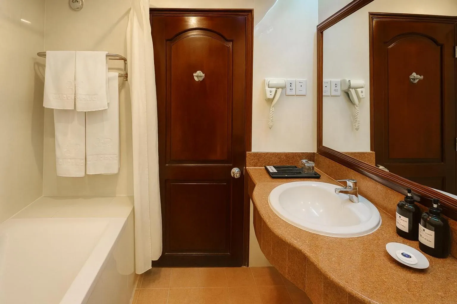 Bathroom in Saigon Phu Quoc Resort & Spa