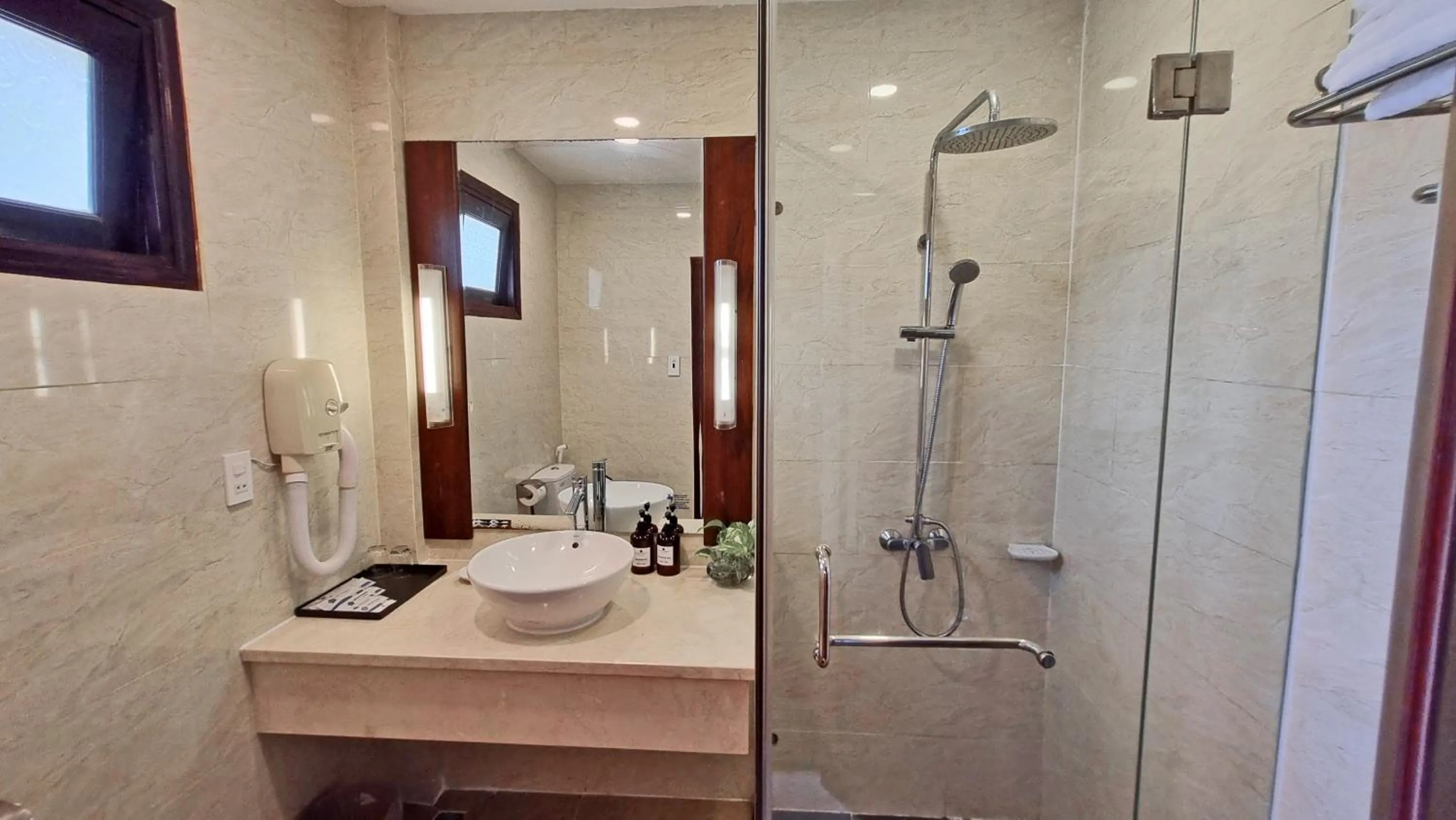 Bathroom in Saigon Phu Quoc Resort & Spa