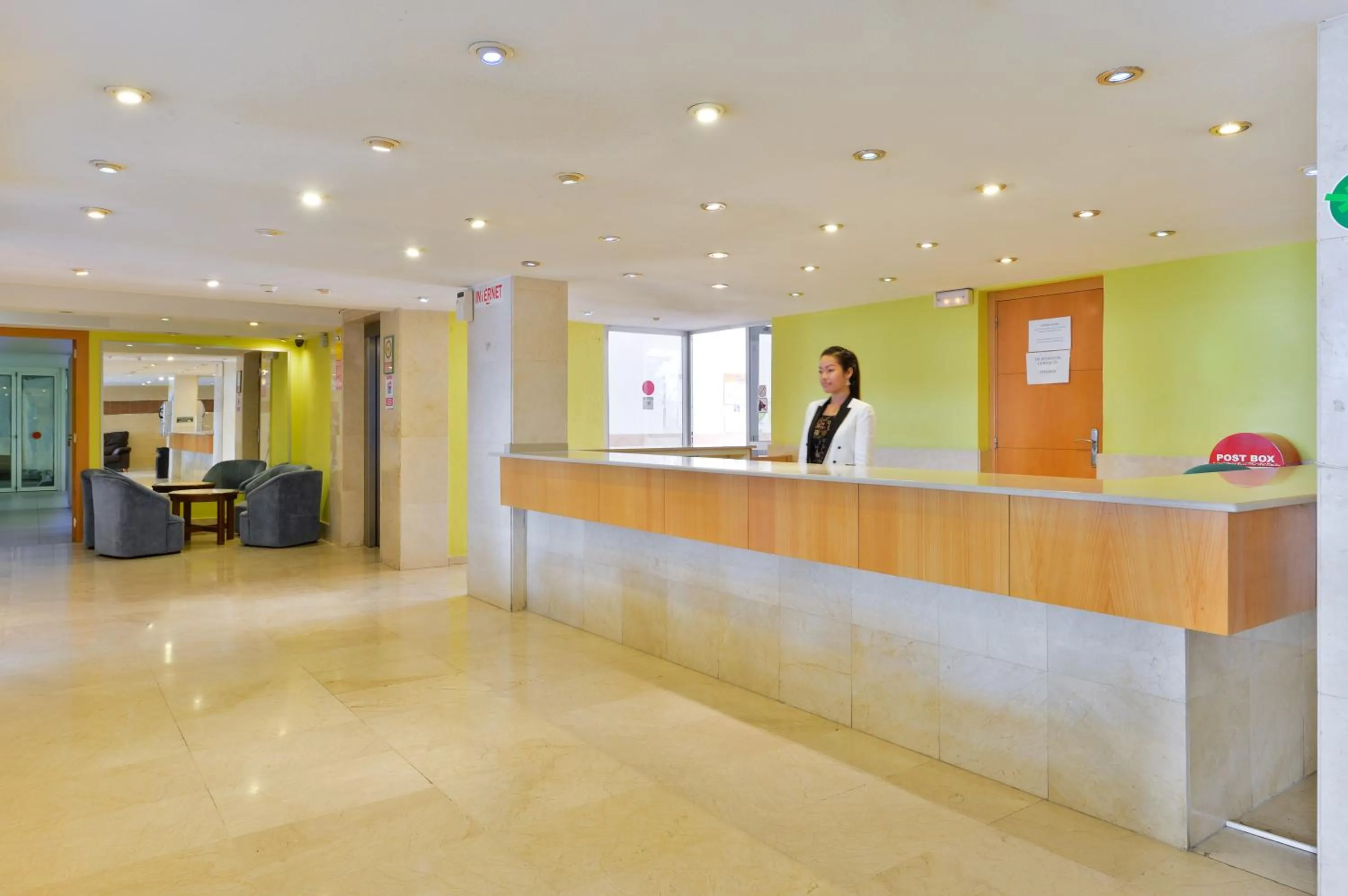 Lobby or reception in Apartamentos Lido