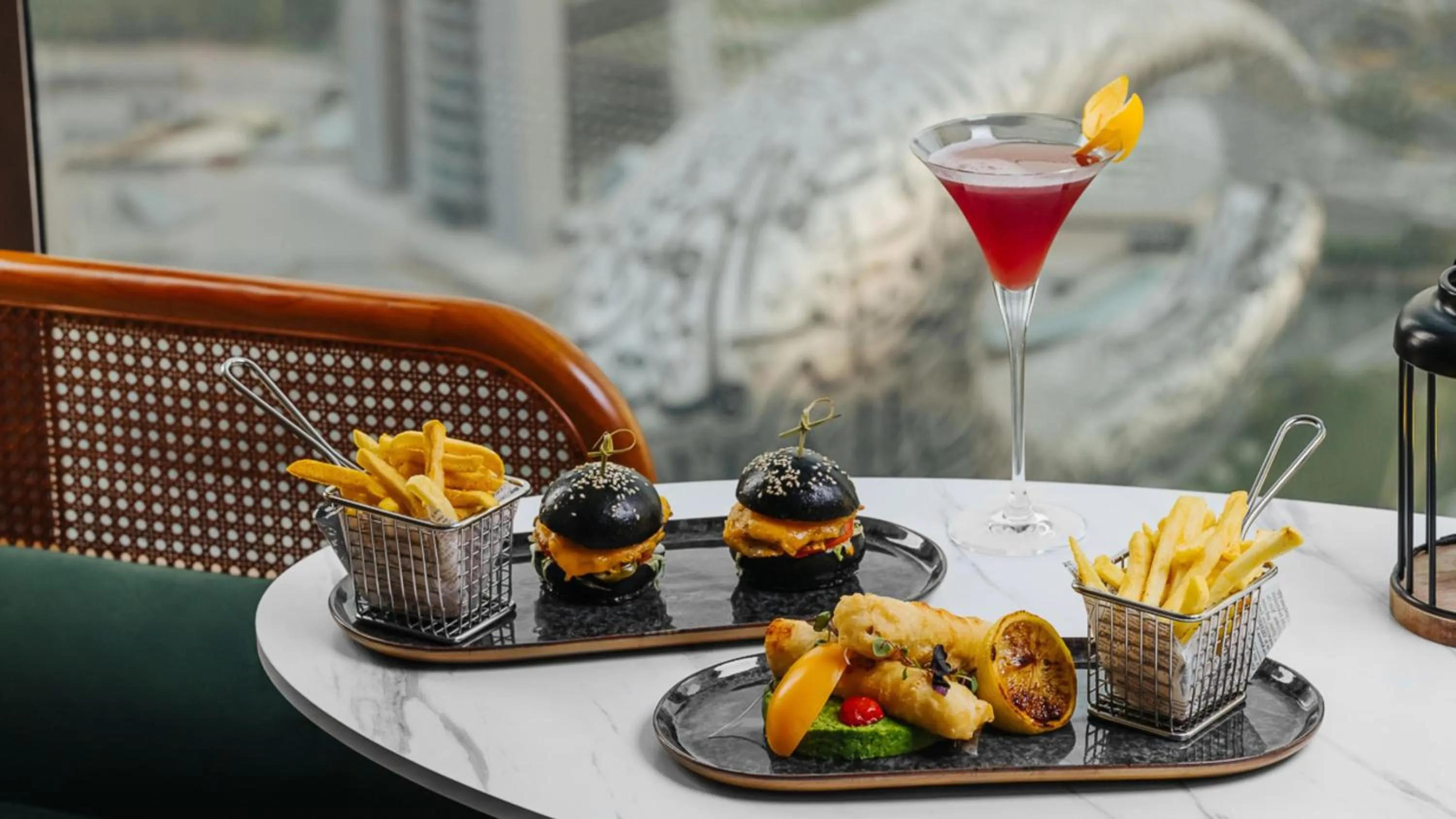 Restaurant/places to eat in voco Dubai by IHG