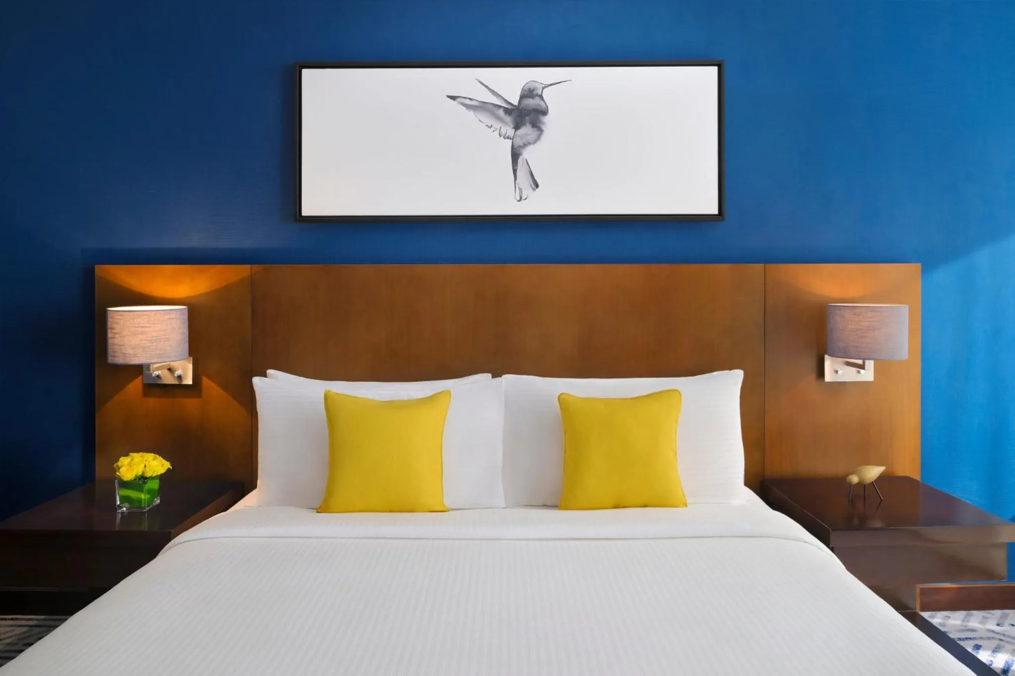 Photo of the whole room, Bed in voco Dubai by IHG