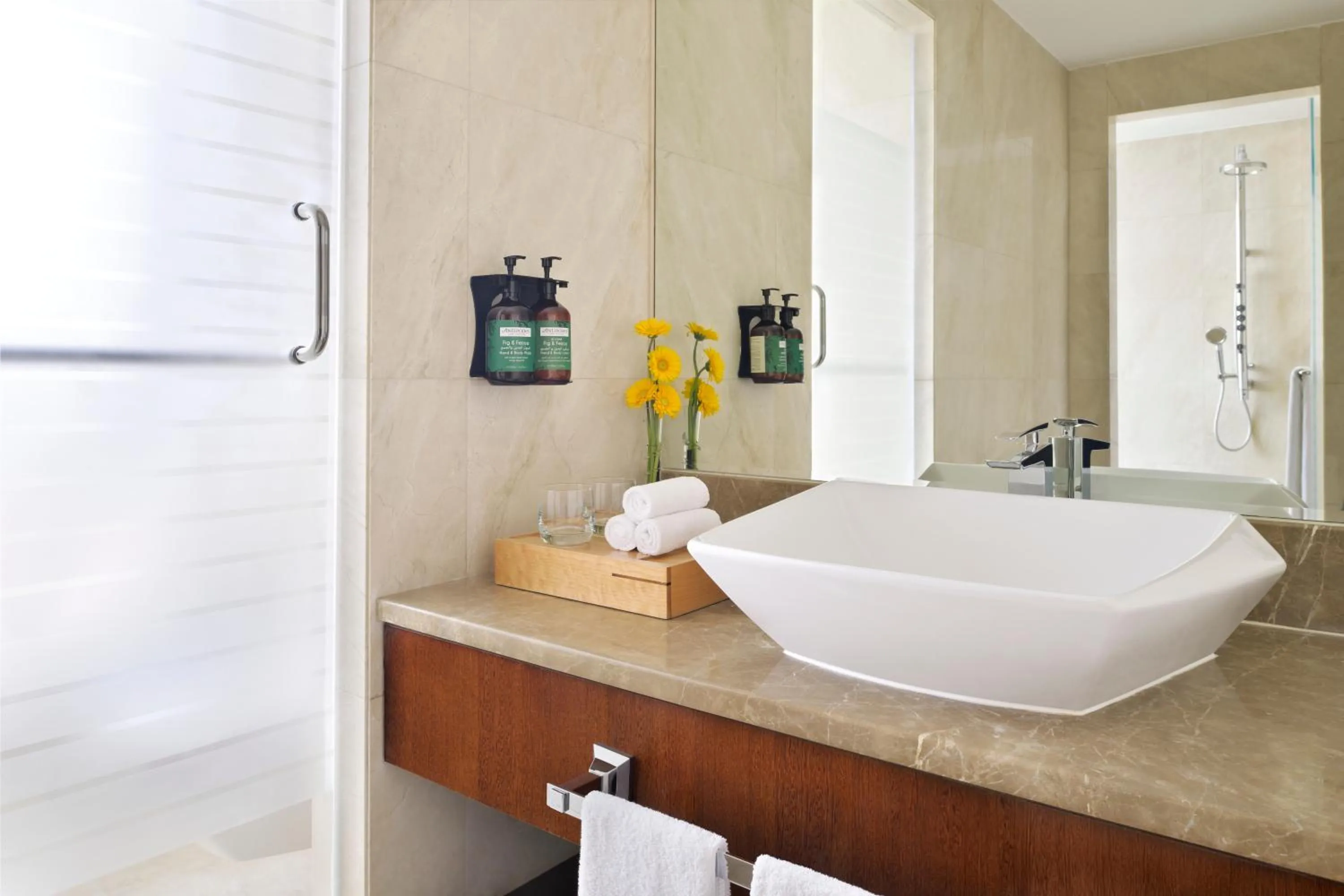 Bathroom in voco Dubai by IHG