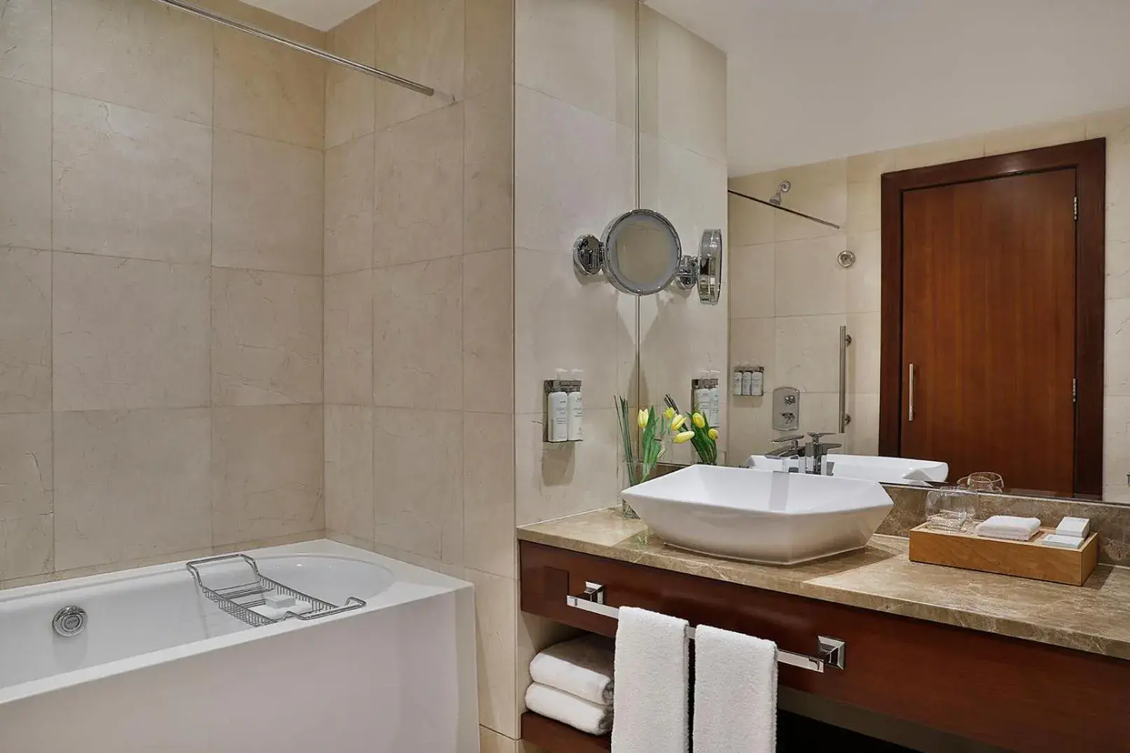 1 King Bedroom Suite in voco Dubai by IHG 1 King Bedroom Suite in voco Dubai by IHG