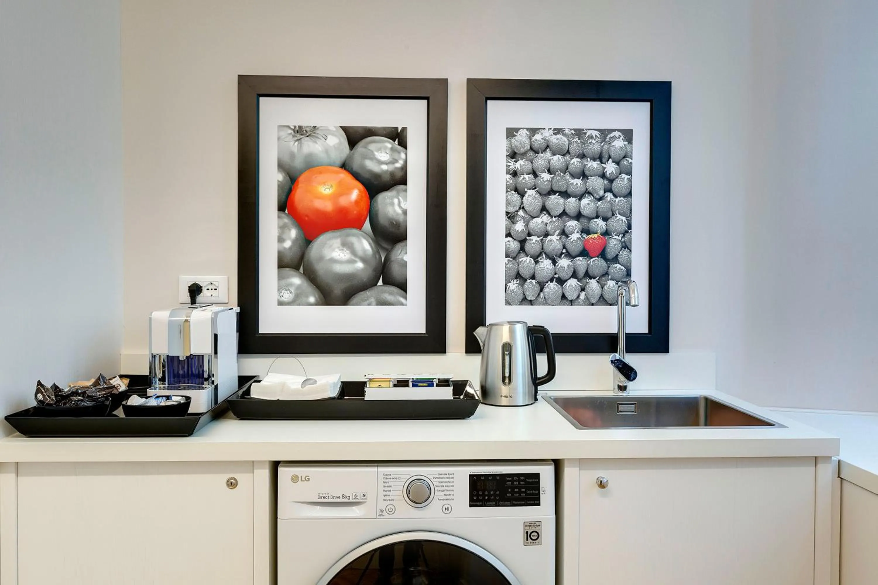 Communal kitchen in TAILOR HOUSE B&B