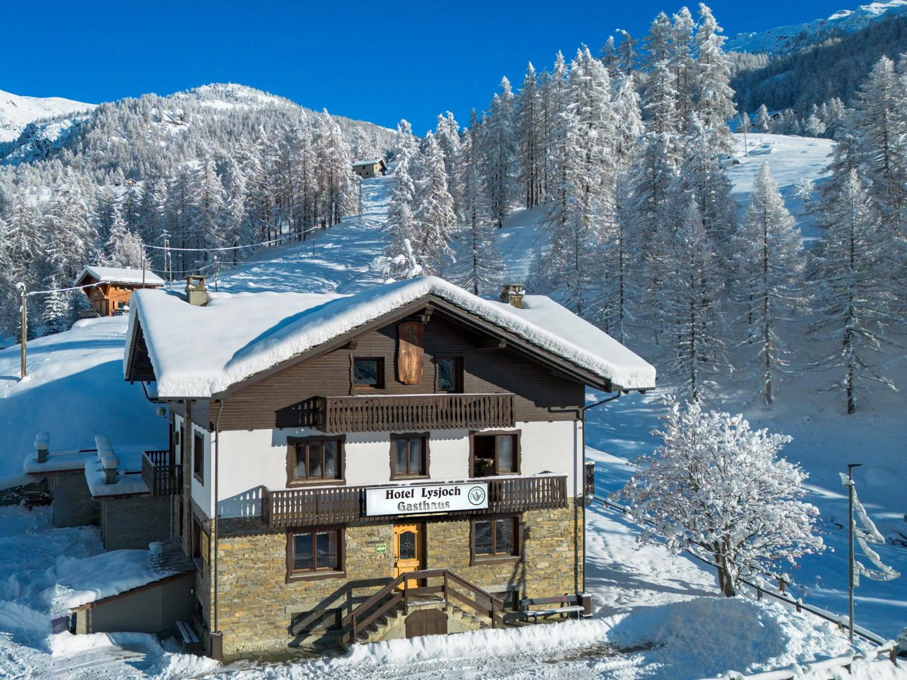 Property building in Locanda del Lysjoch