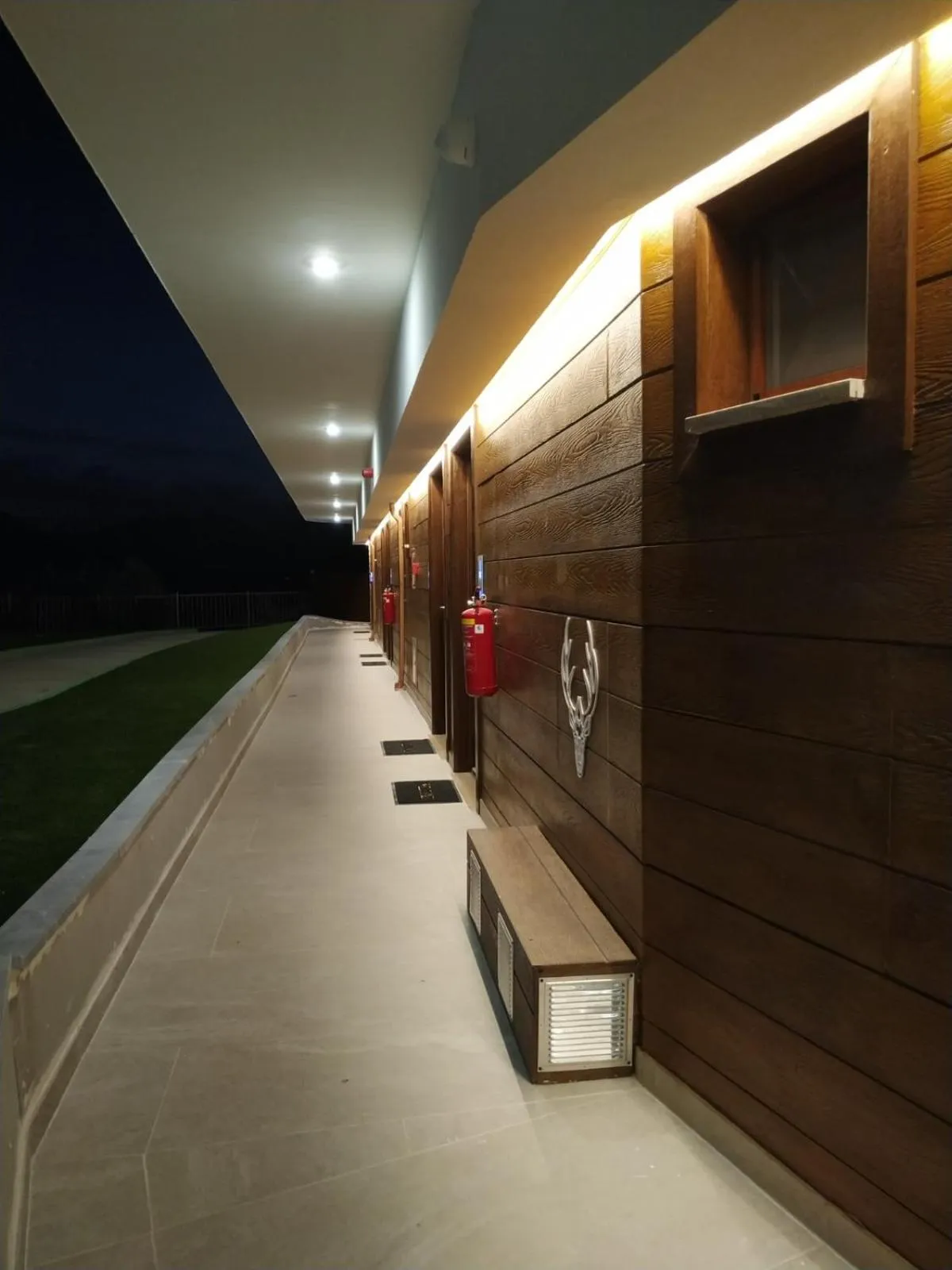 Night in Anthidon Nature Estate & Farm